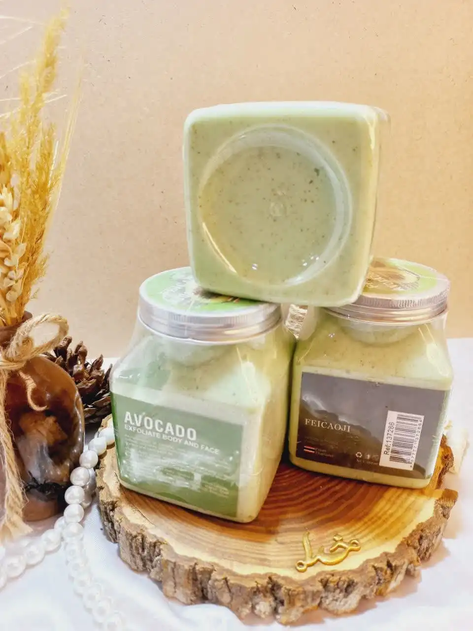 اسکراب شنی صورت و بدن رایحه آووکادو فیکاوجی FEICAOJI کد 137286