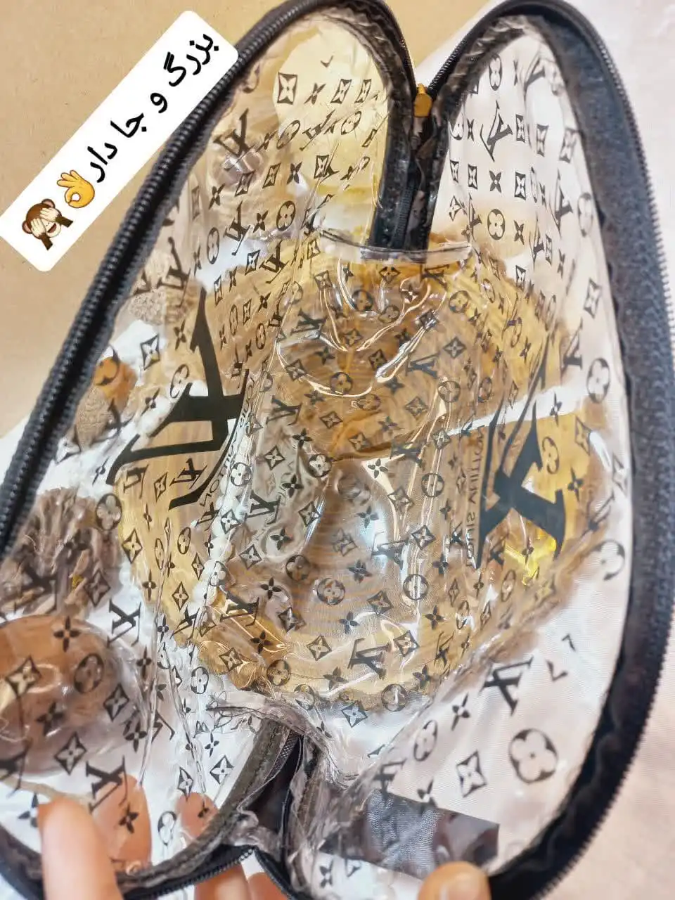 کیف لوازم آرایشی لوییز ویتون شفاف سایز بزرگ LOUIS VUITTON