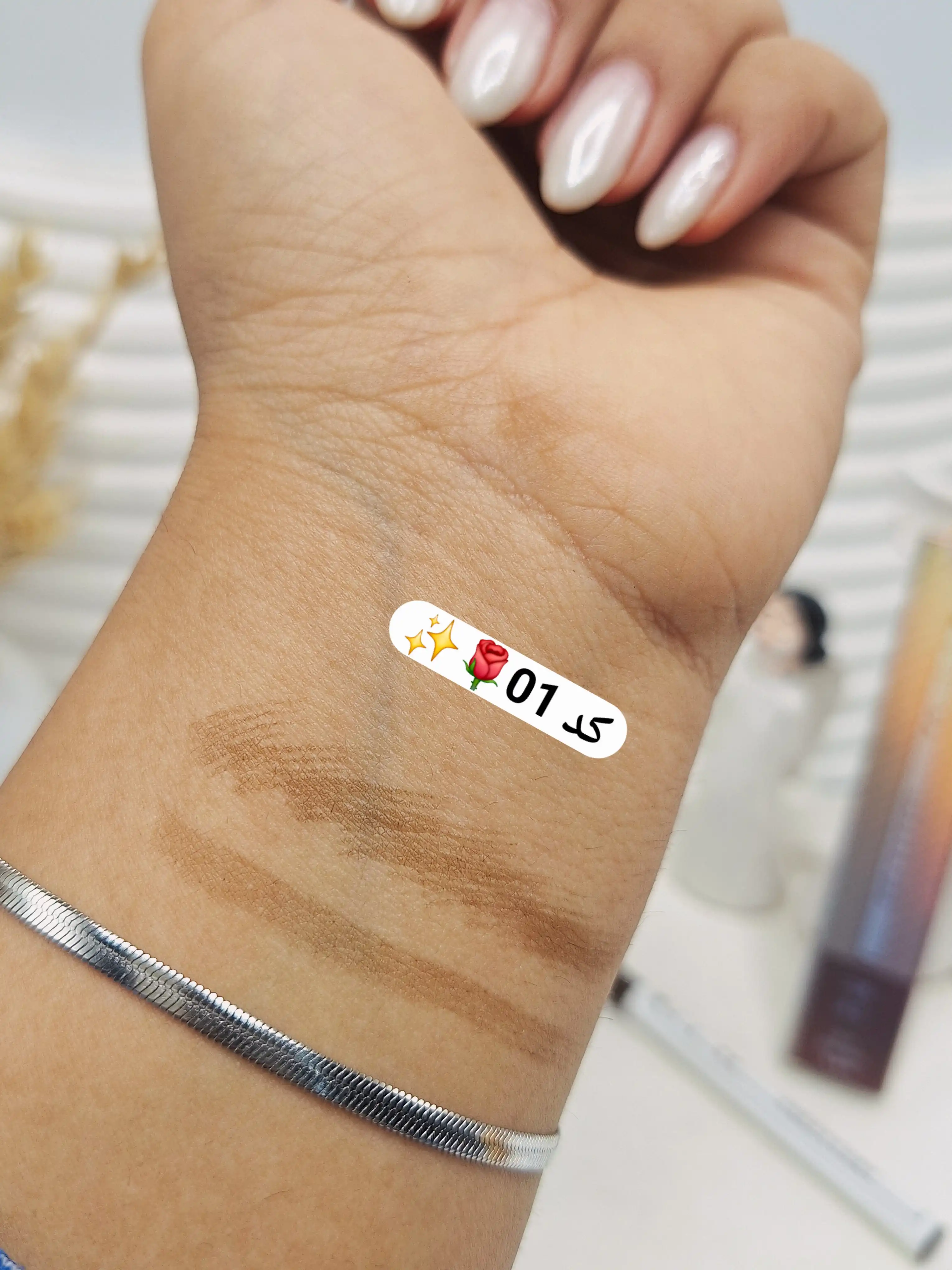 هاشور ابرو 4 خطی شماره 01 هدی بیوتی Huda beauty کد 828