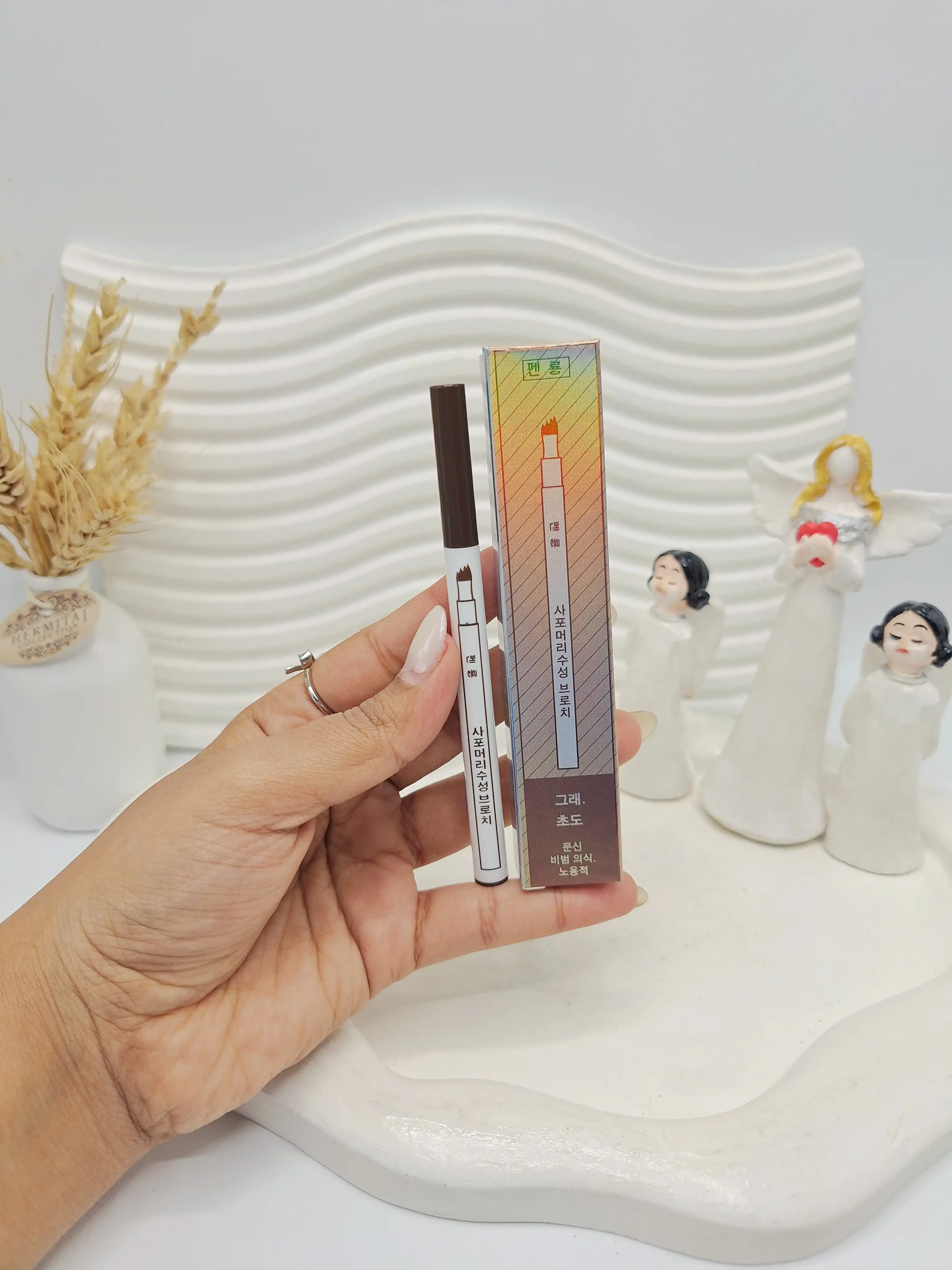 هاشور ابرو 4 خطی شماره 01 هدی بیوتی Huda beauty کد 828