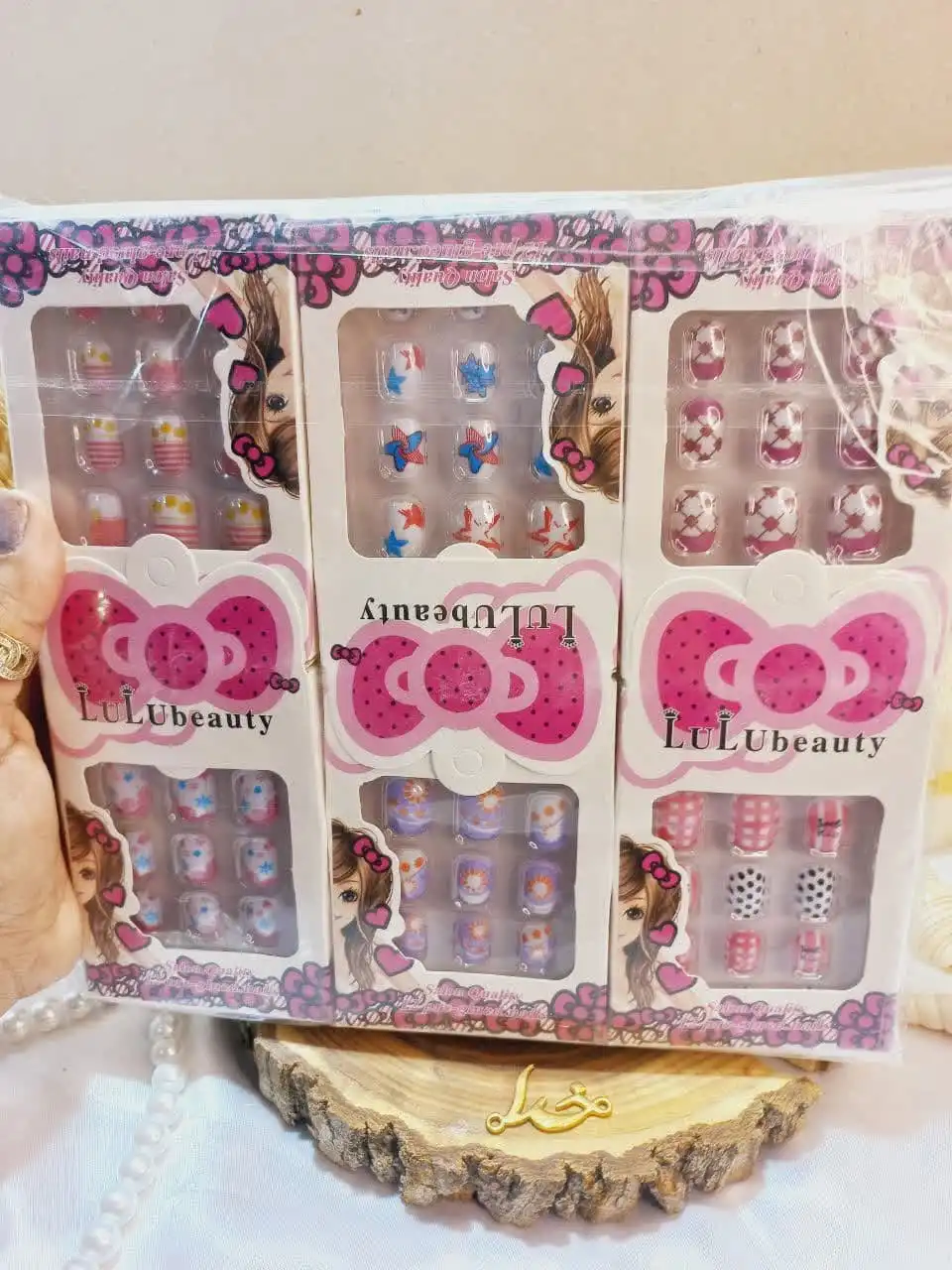 ناخن مصنوعی مربعی طرح دارهمراه چسب لیولیو بیوتی LULUBEAUTY کد 603