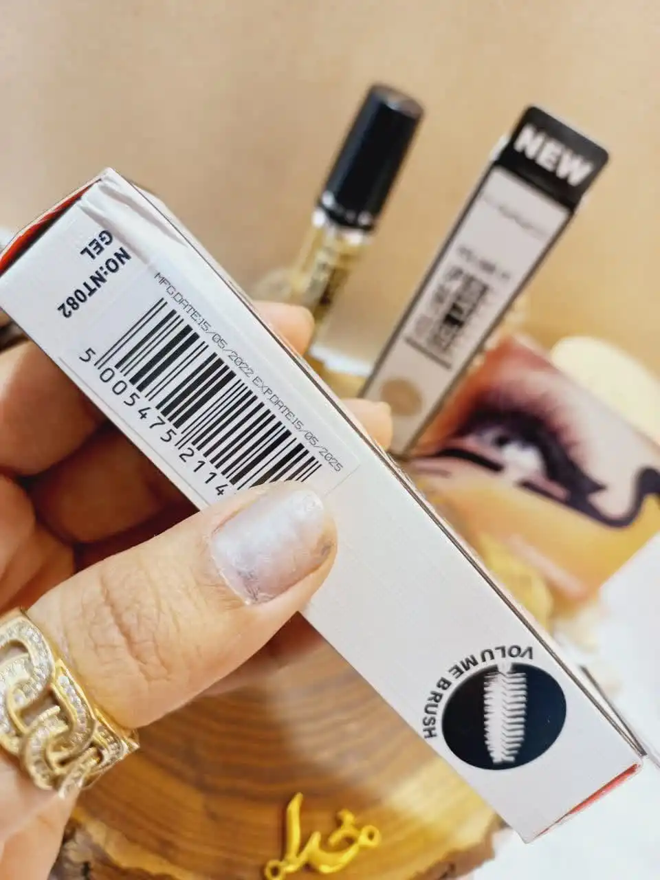 ژل حالت دهنده مژه و ابرو کد NT082