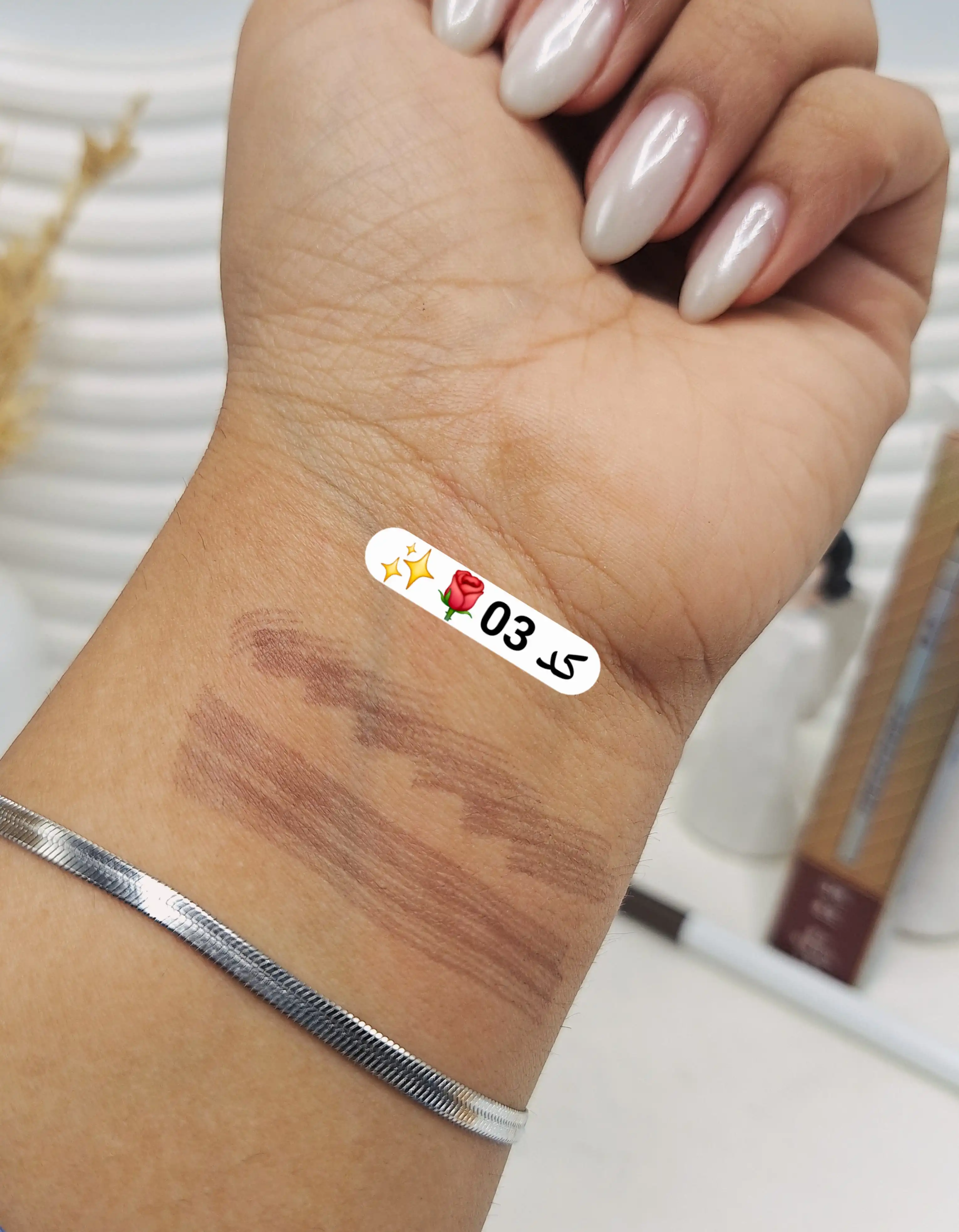 هاشور ابرو 4 خطی شماره 03 هدی بیوتی Huda beauty کد 828