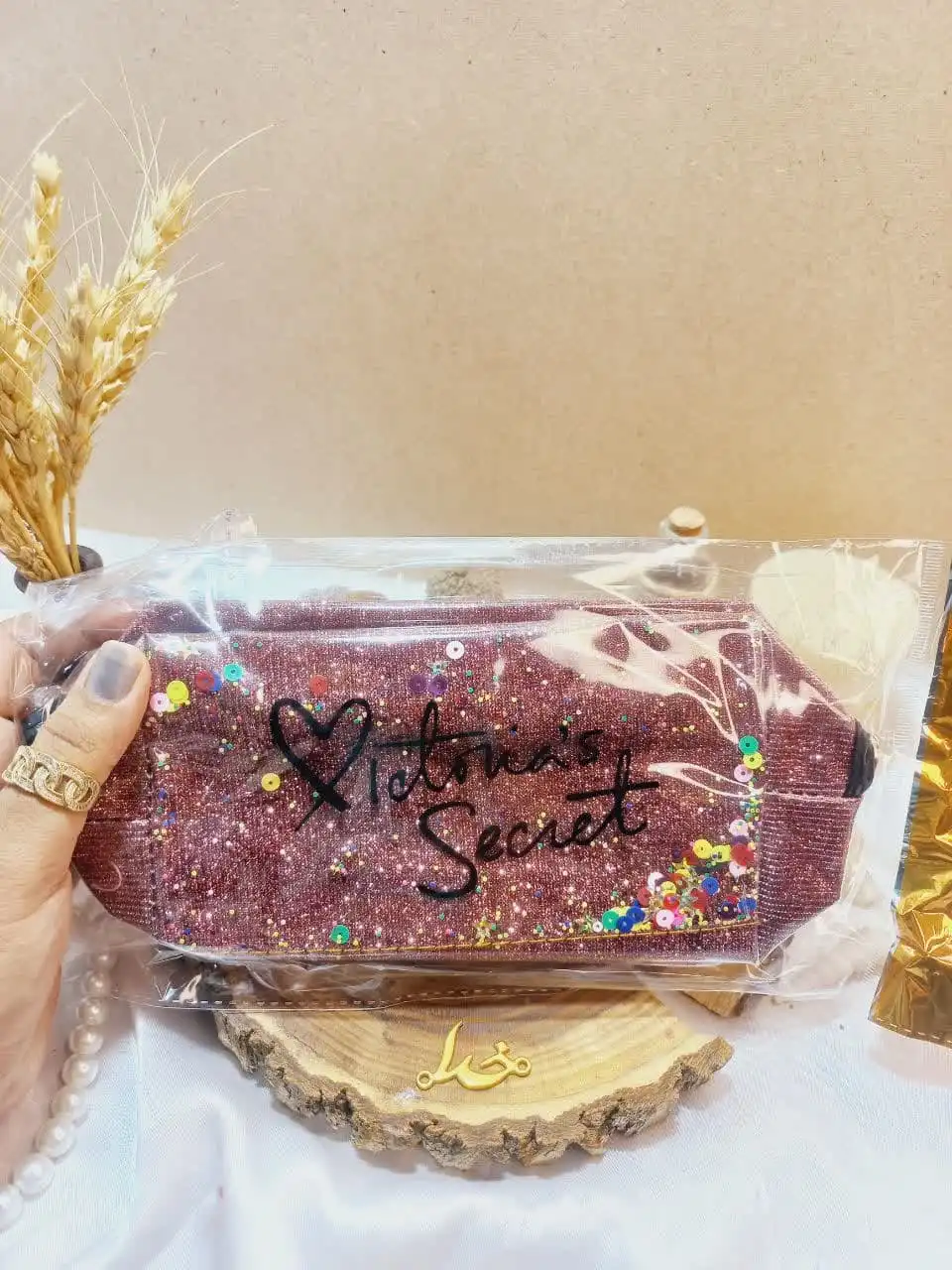 کیف لوازم آرایشی ویکتوریا سکرت شاین دار پولکی VICTORIA SECRET