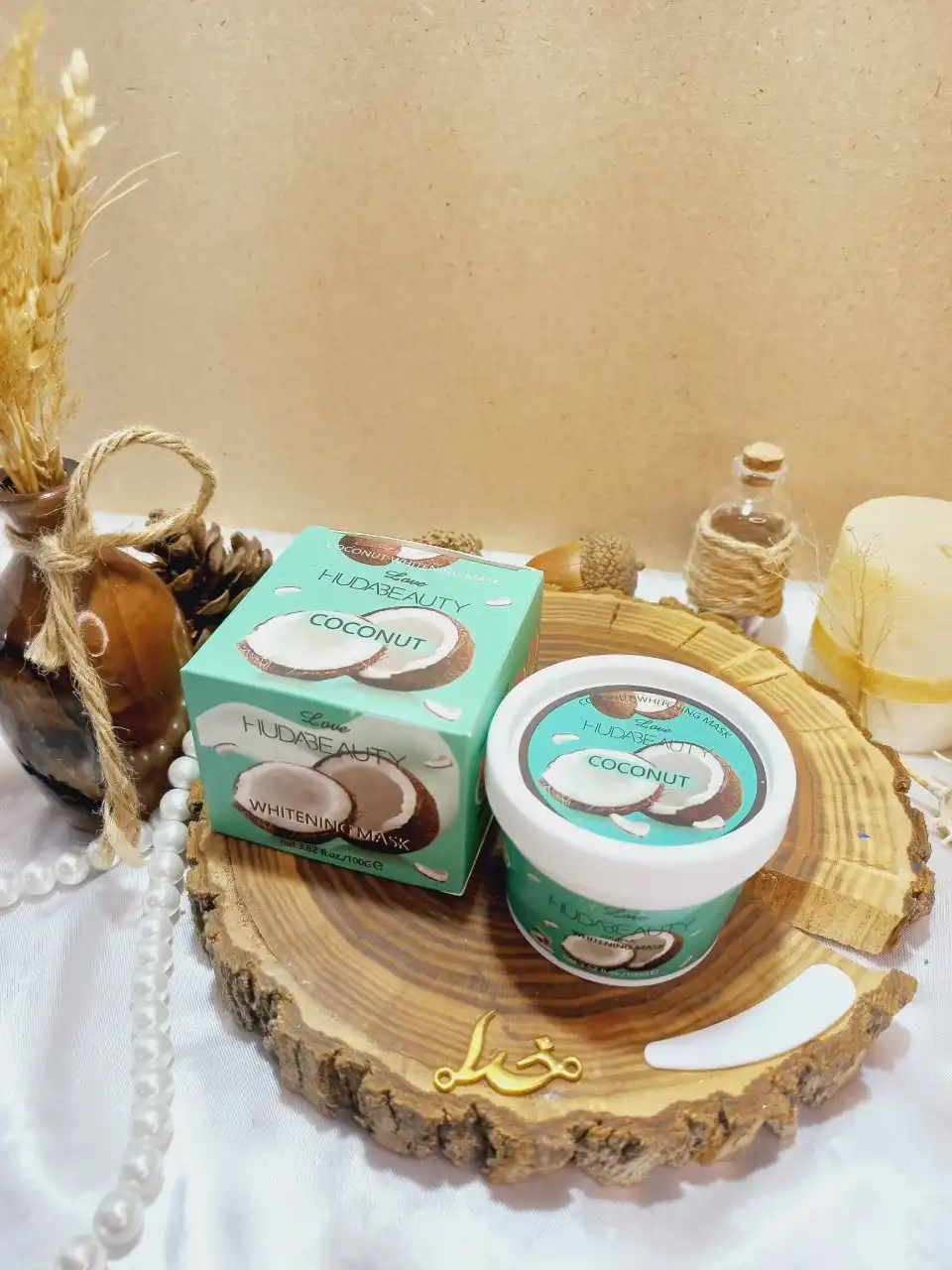 اسکراب شنی صورت و بدن رایحه نارگیلی هدی بیوتی HUDABEAUTY کد 826020