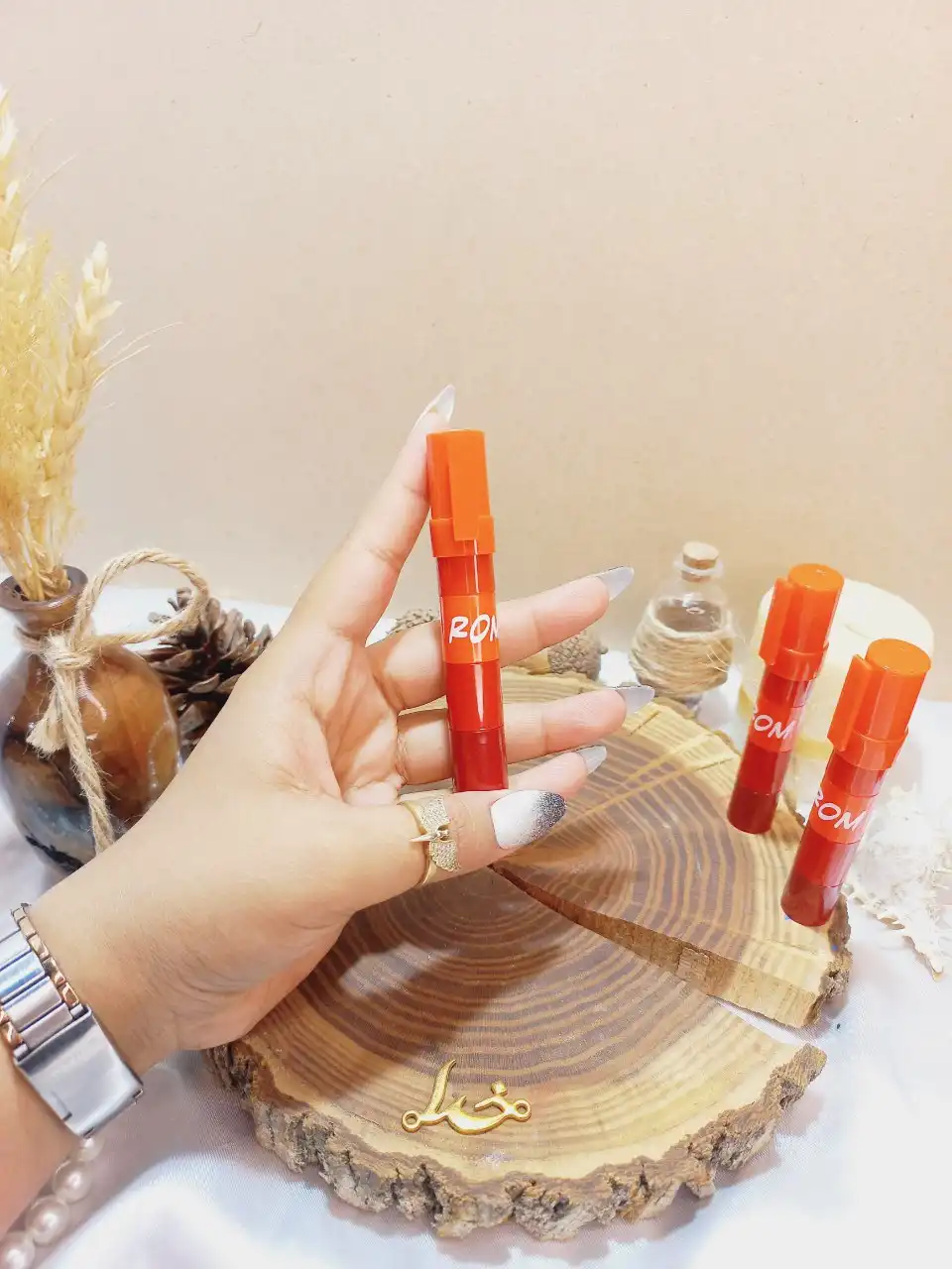 رژ جامد پرطرفدار 4 طبقه رومانتیک می ROMANTIC MAY کد YR2026