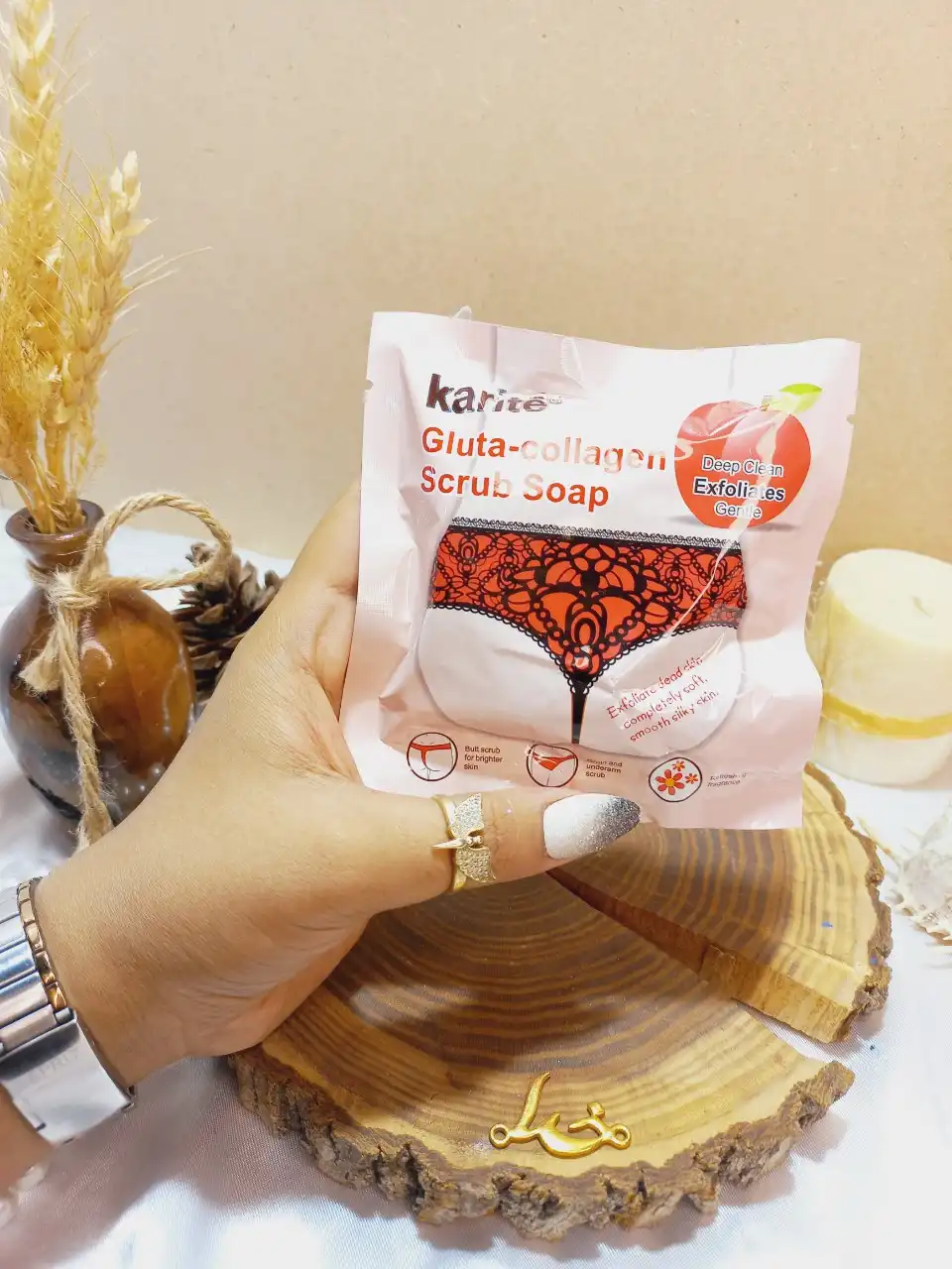 صابون اسکراب و روشن کننده قوی پوست و نواحی حساس بدن مدل قلبی کاریته KARITE کد 47-1110