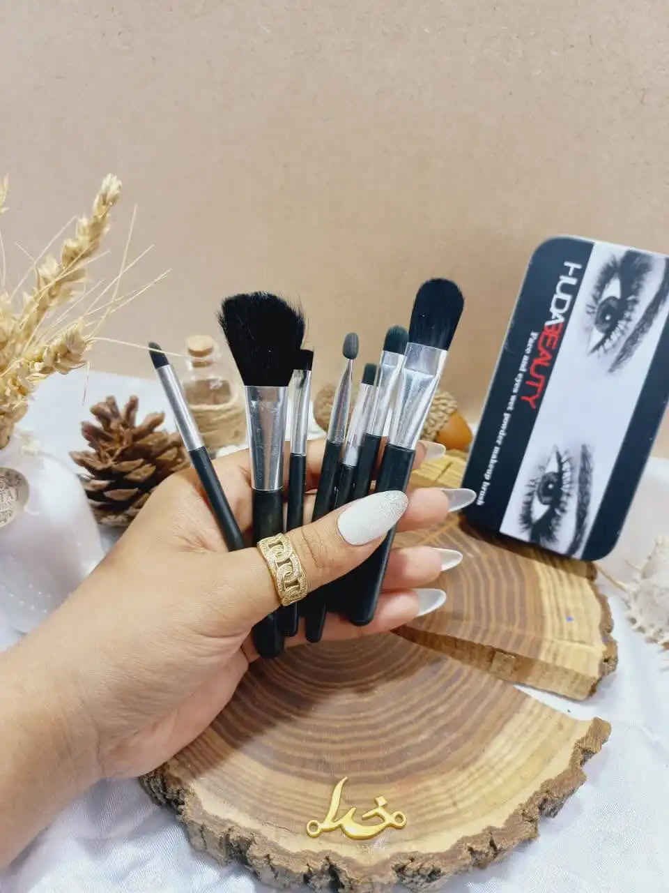 ست براش هشت تیکه هدی بیوتی HUDA BEAUTY قوطی فلزی |فروش عمده