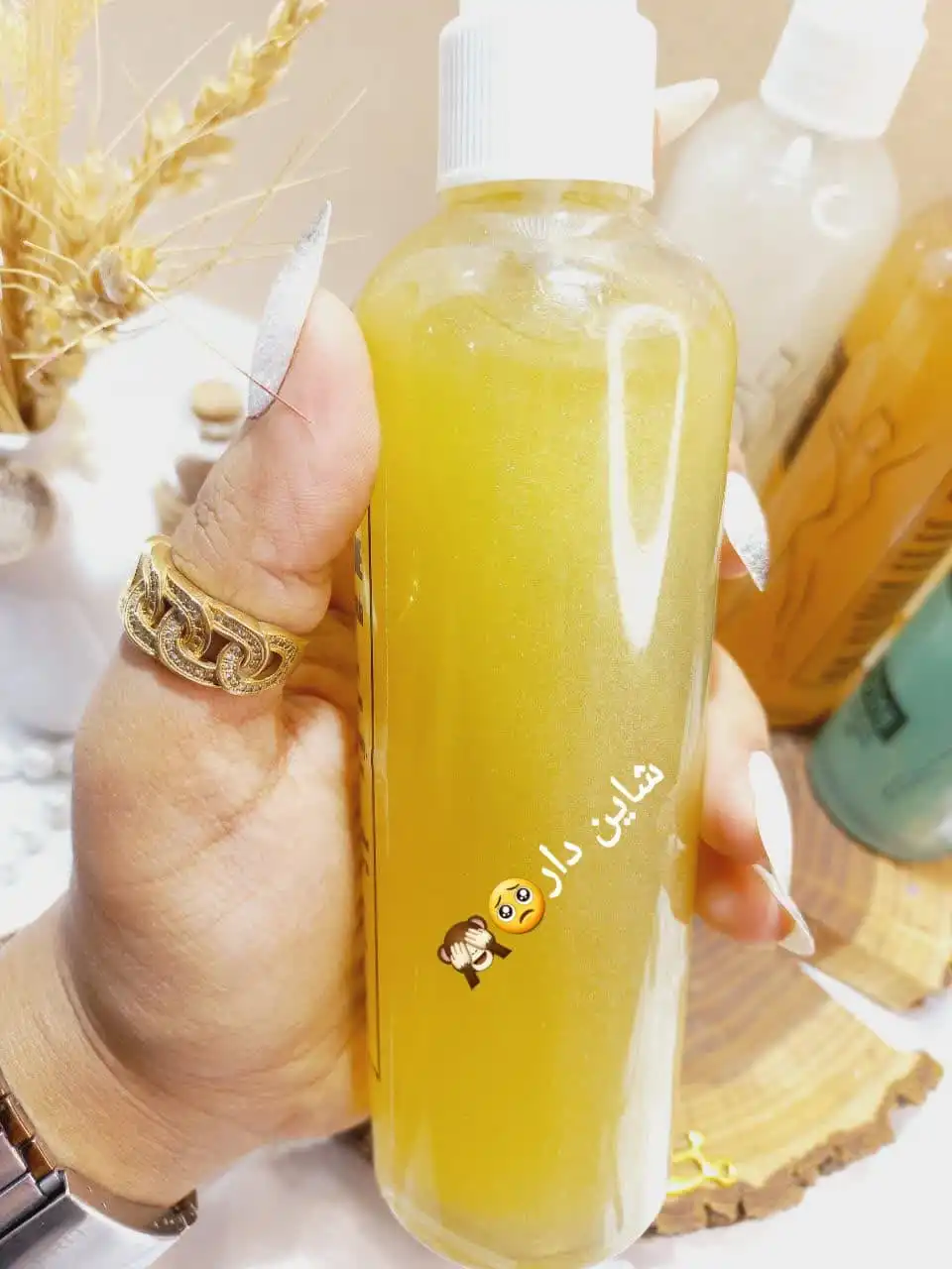 عطر بدن پرطرفدار شاین دار 250 میل سایز بزرگ استوانه ای ویکتوریا سکرت