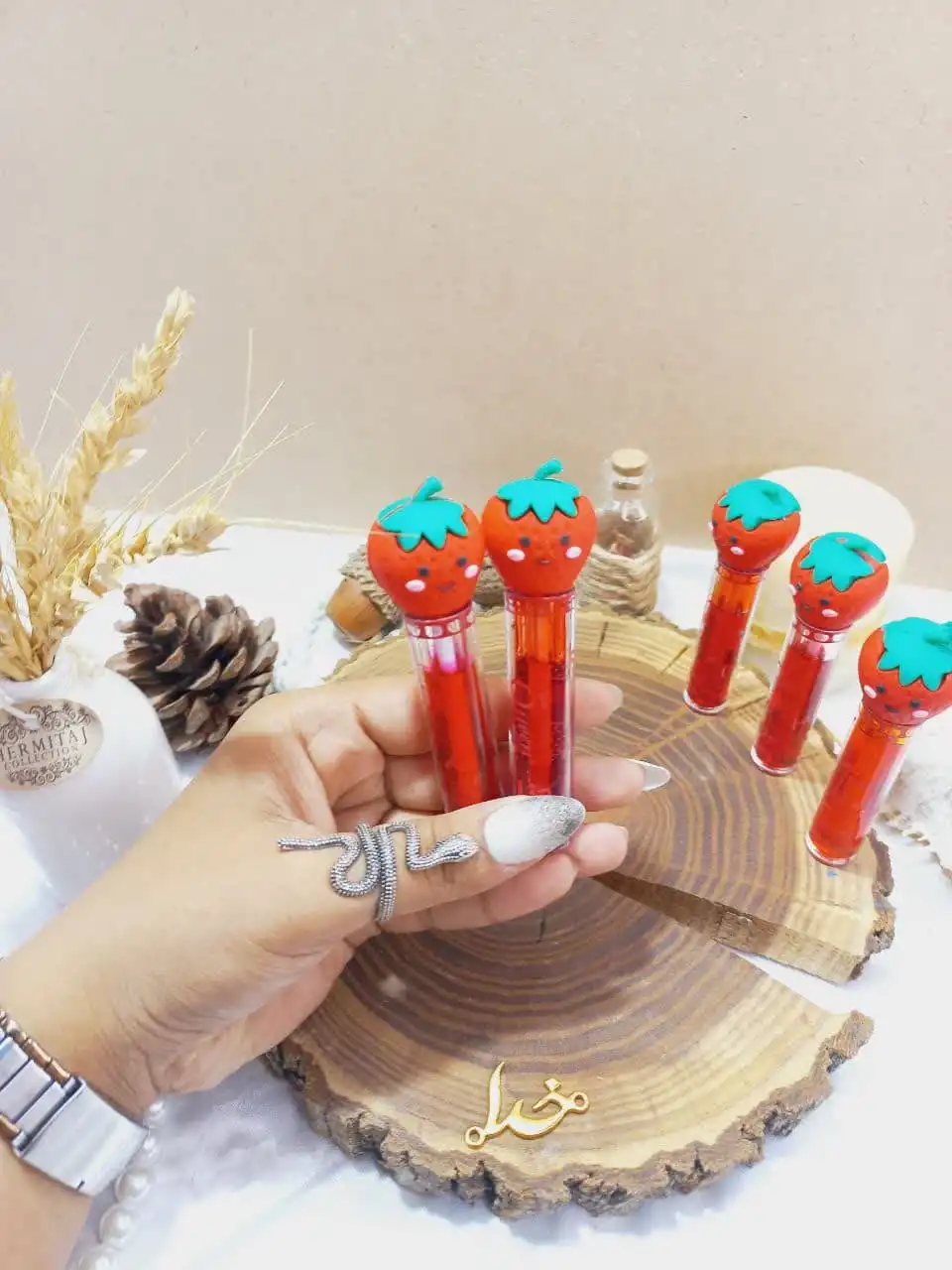 تینت لب طرح توت فرنگی مینی کویین MINI QUEEN کد CB9022