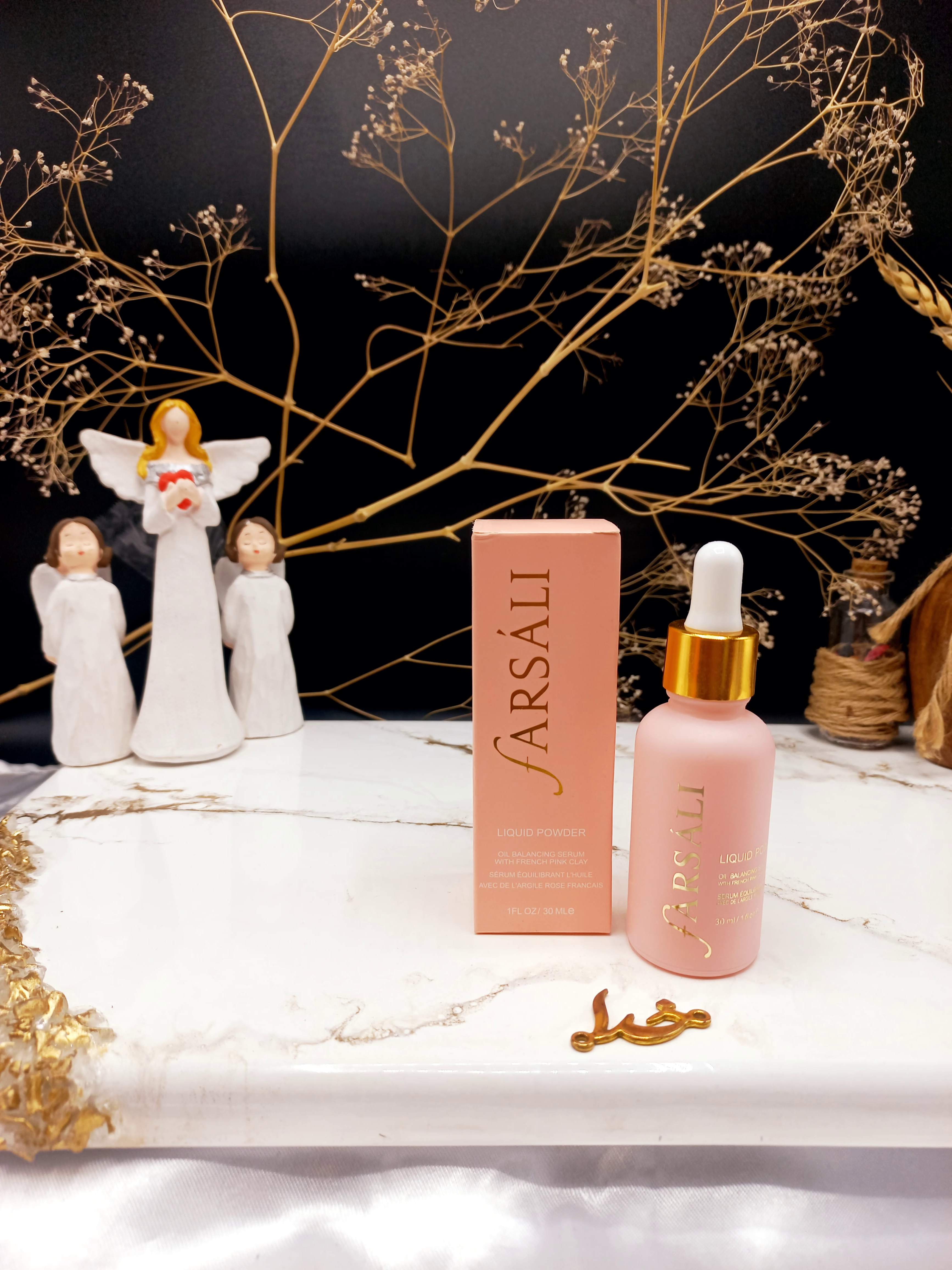 پرایمر و سرم صورت صورتی فارسالی farsali مدل LIQUID POWDER