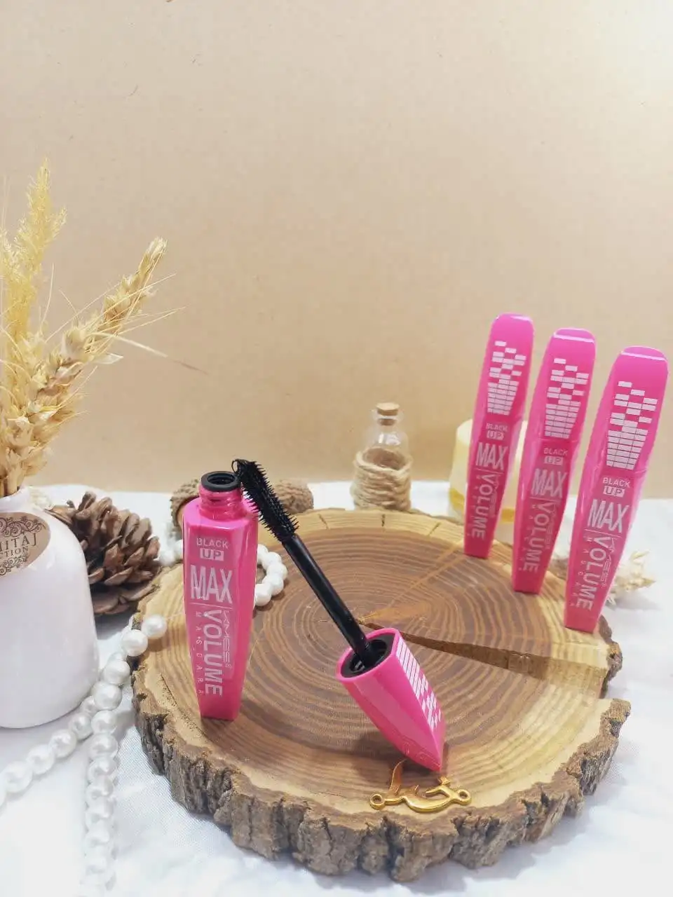 ریمل پرطرفدار ضد آب مشکی پوکه صورتی ماسکارا لش کویین MASCARRA کد M379