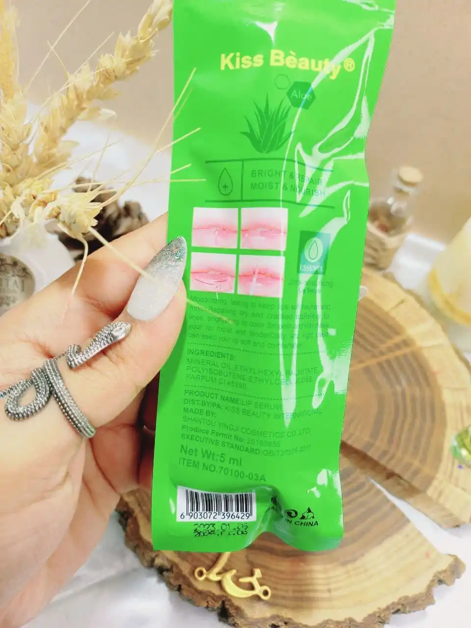 حجم دهنده لب آلوئه ورا کیس بیوتی KISS BEAUTY روکش دار کد 70100