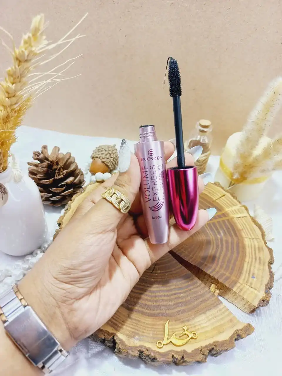 ریمل پرطرفدار مشکی بدنه فلزی صورتی اسسس ECCSECE