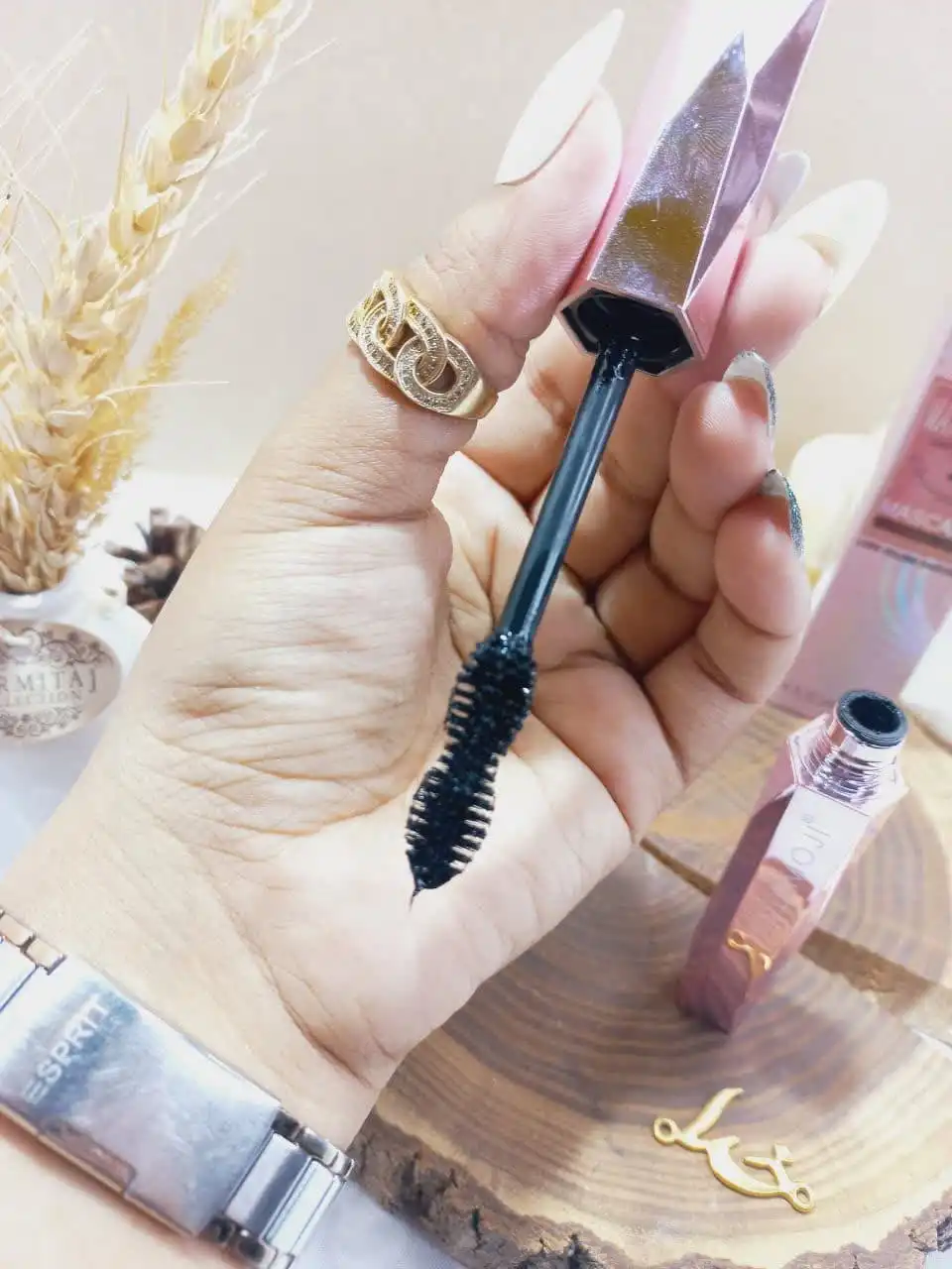 ریمل پرپشت کننده هدا موجی طرح الماسی کد M046