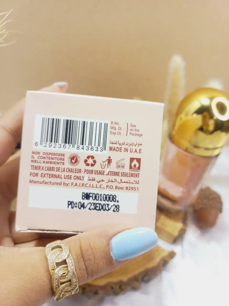 ادکلن معروف 202 فلاور FLOWER FOR WOMAN حجم 100 میلی لیتر اورجینال اماراتی