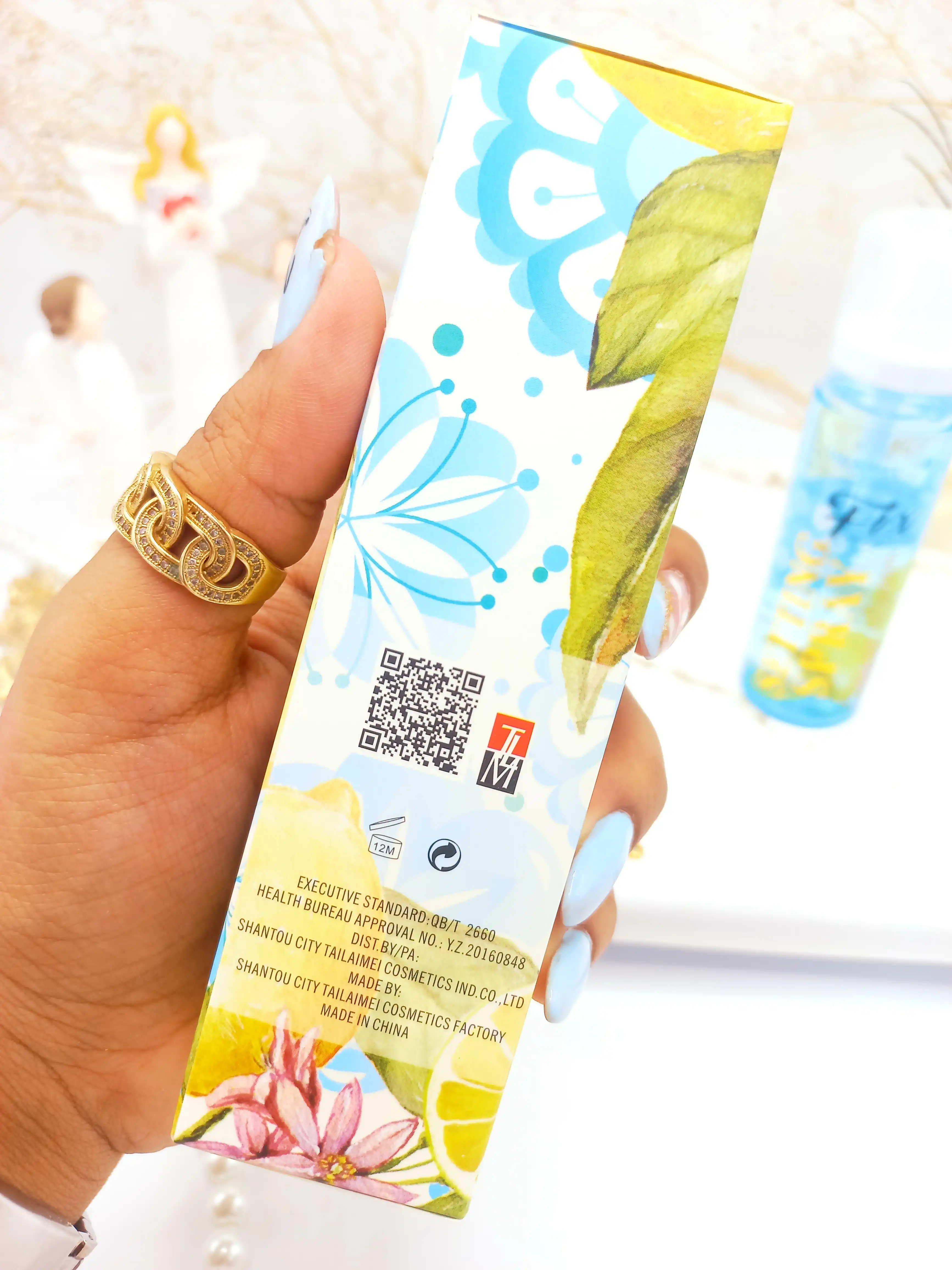 اسپری فیکس میوه ای تایلامی Tailaimei کد TLM SS006