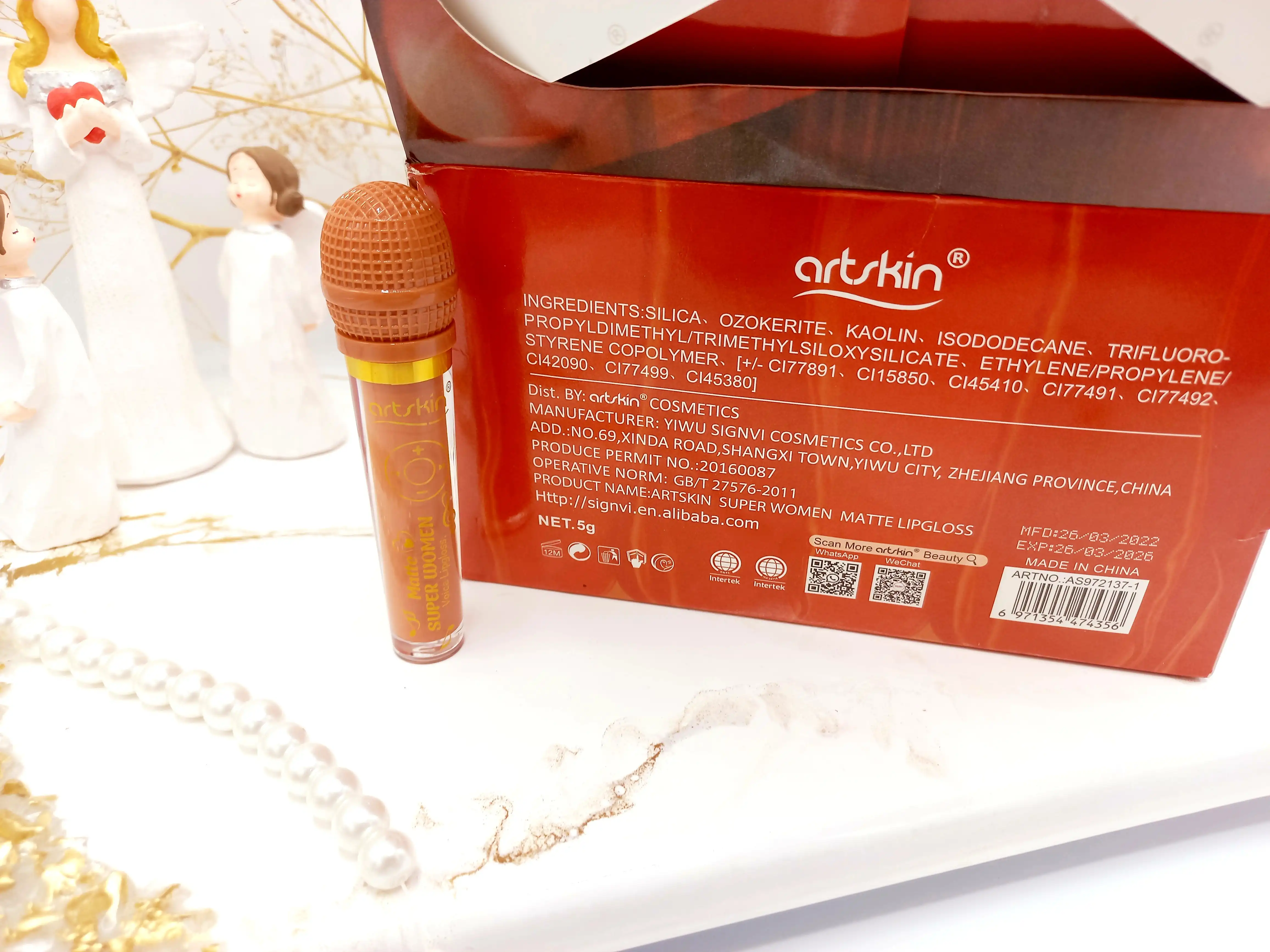 رژ مایع ضد آب طرح میکروفون برند آرت اسکین Art Skin کد AS972137