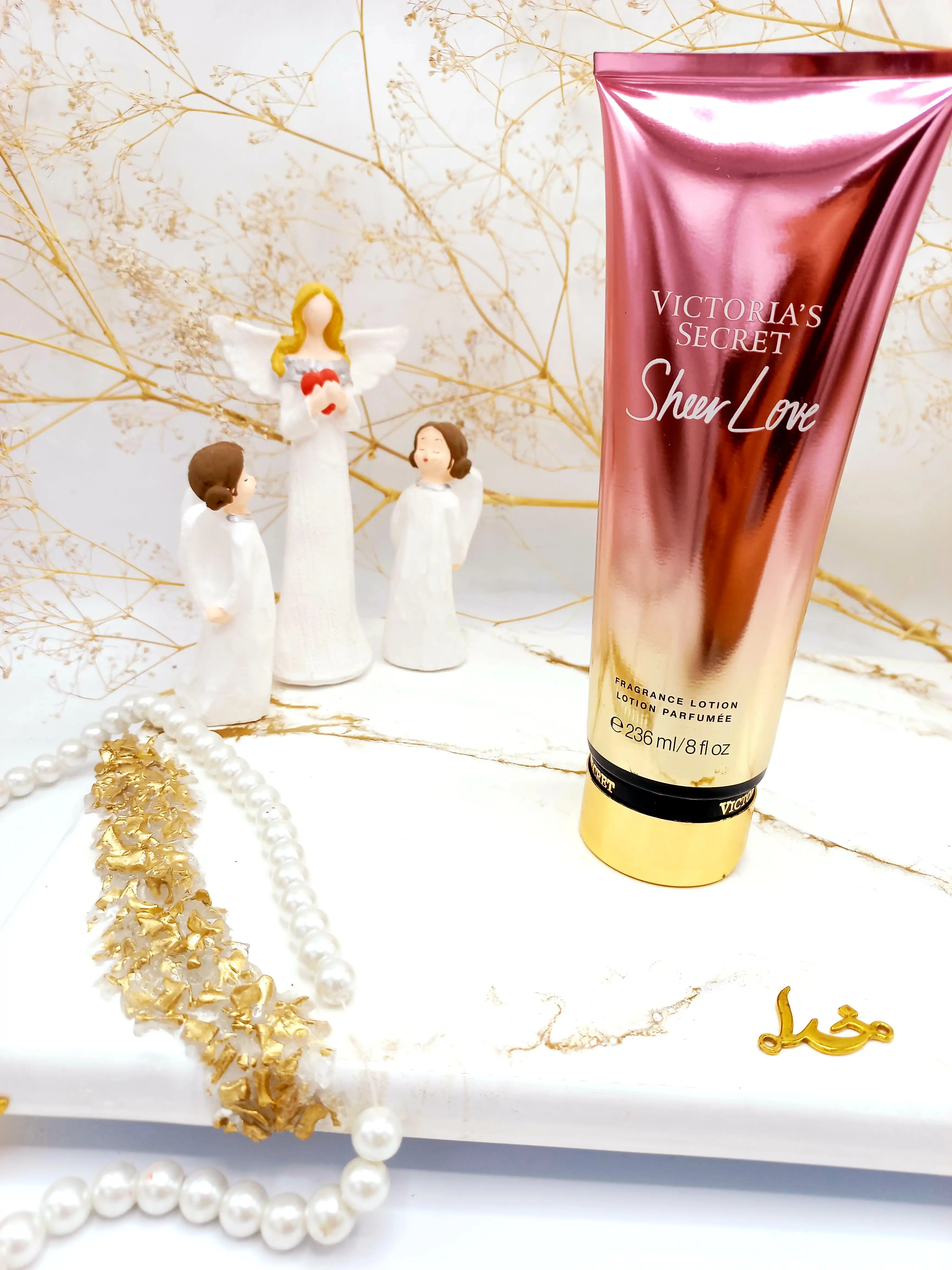 لوسیون معروف مرطوب کننده بدن 236 میل Sheer Love برند ویکتوریا سکرت کد 6335