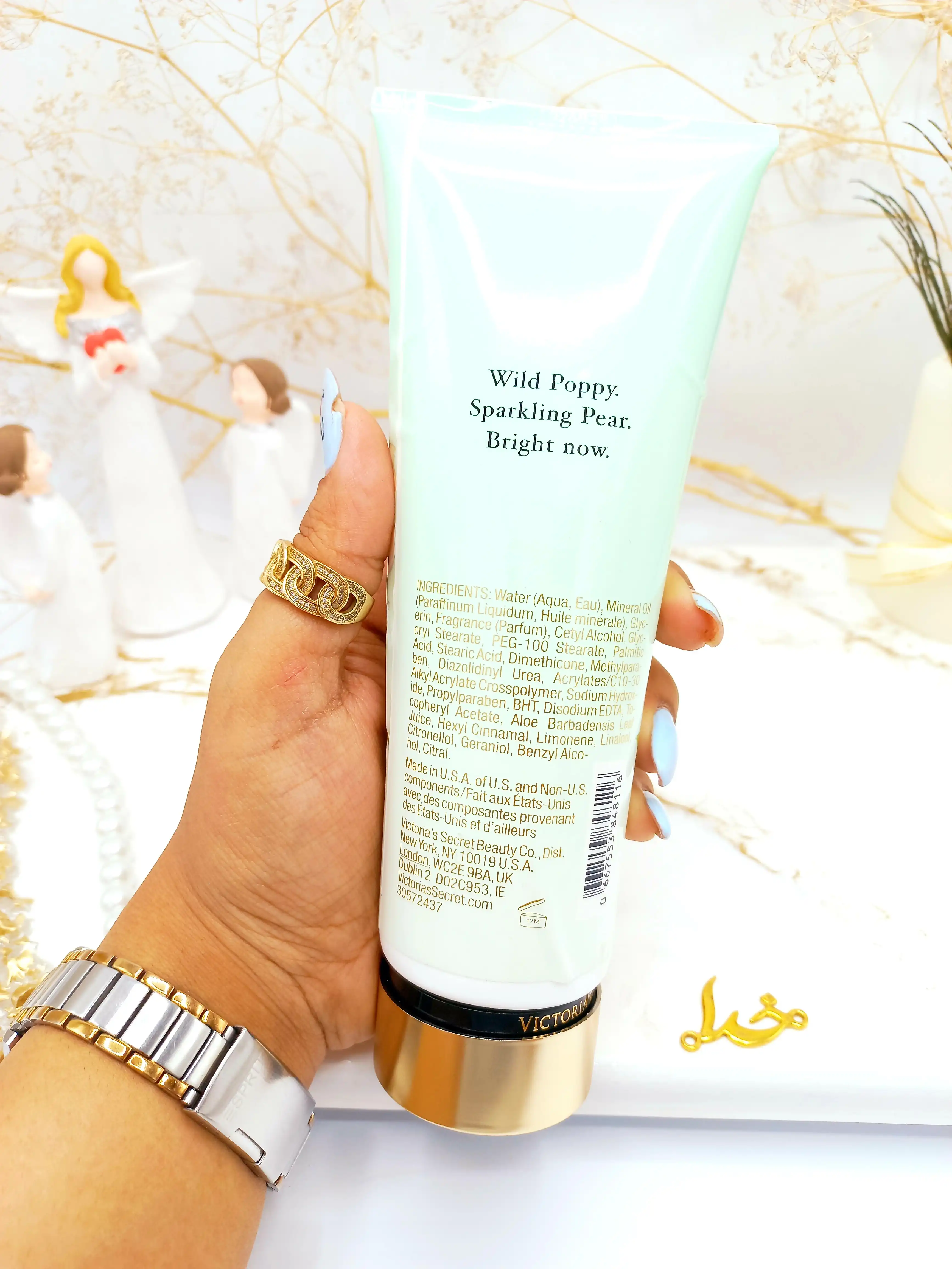 لوسیون معروف مرطوب کننده بدن 236 میل Electric Poppy برند ویکتوریا سکرت کد 8116