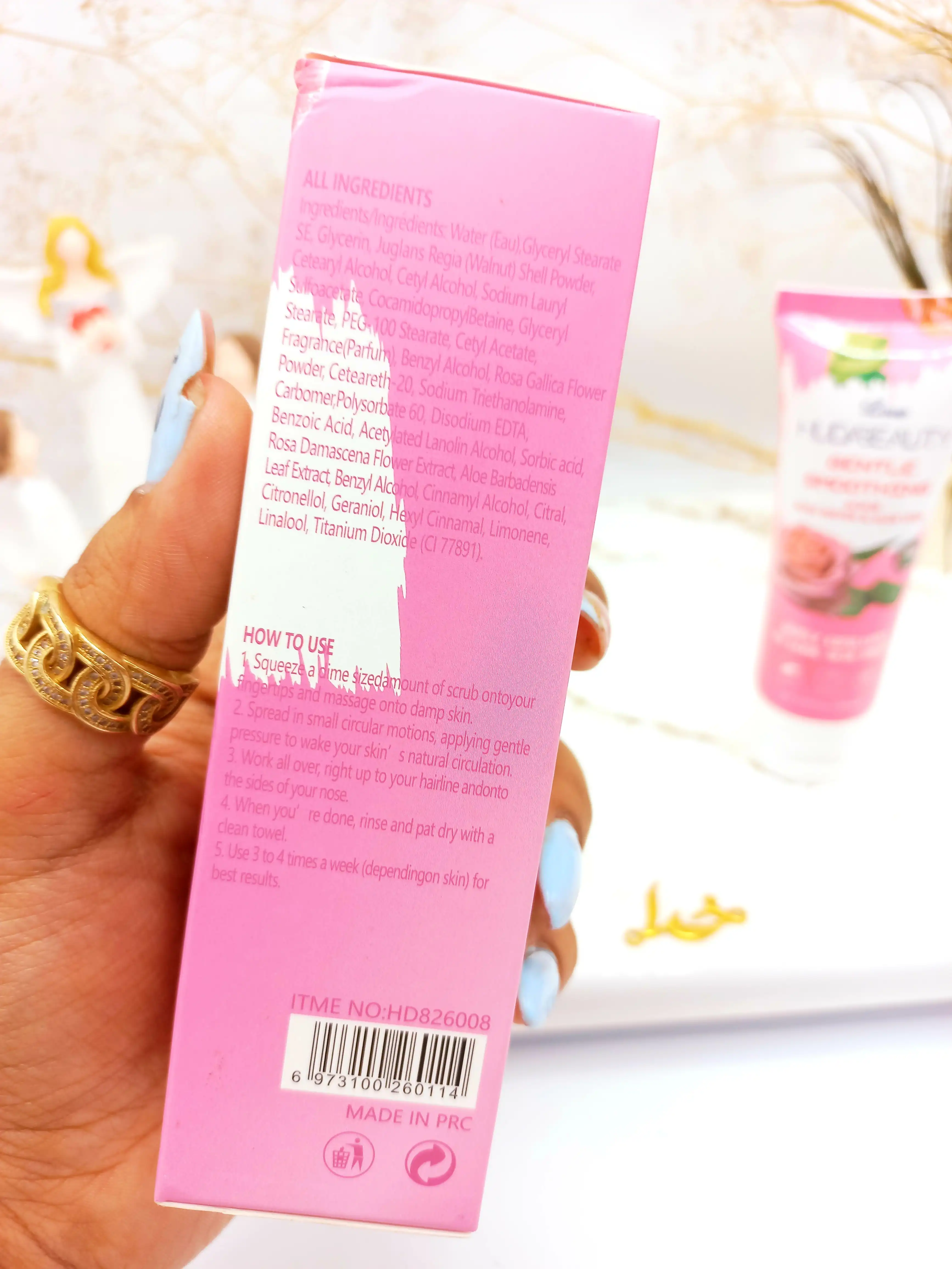 اسکراب صورت تیوپی گل رز و آلوورا هدی بیوتی HUDABEAUTY کد HD826008