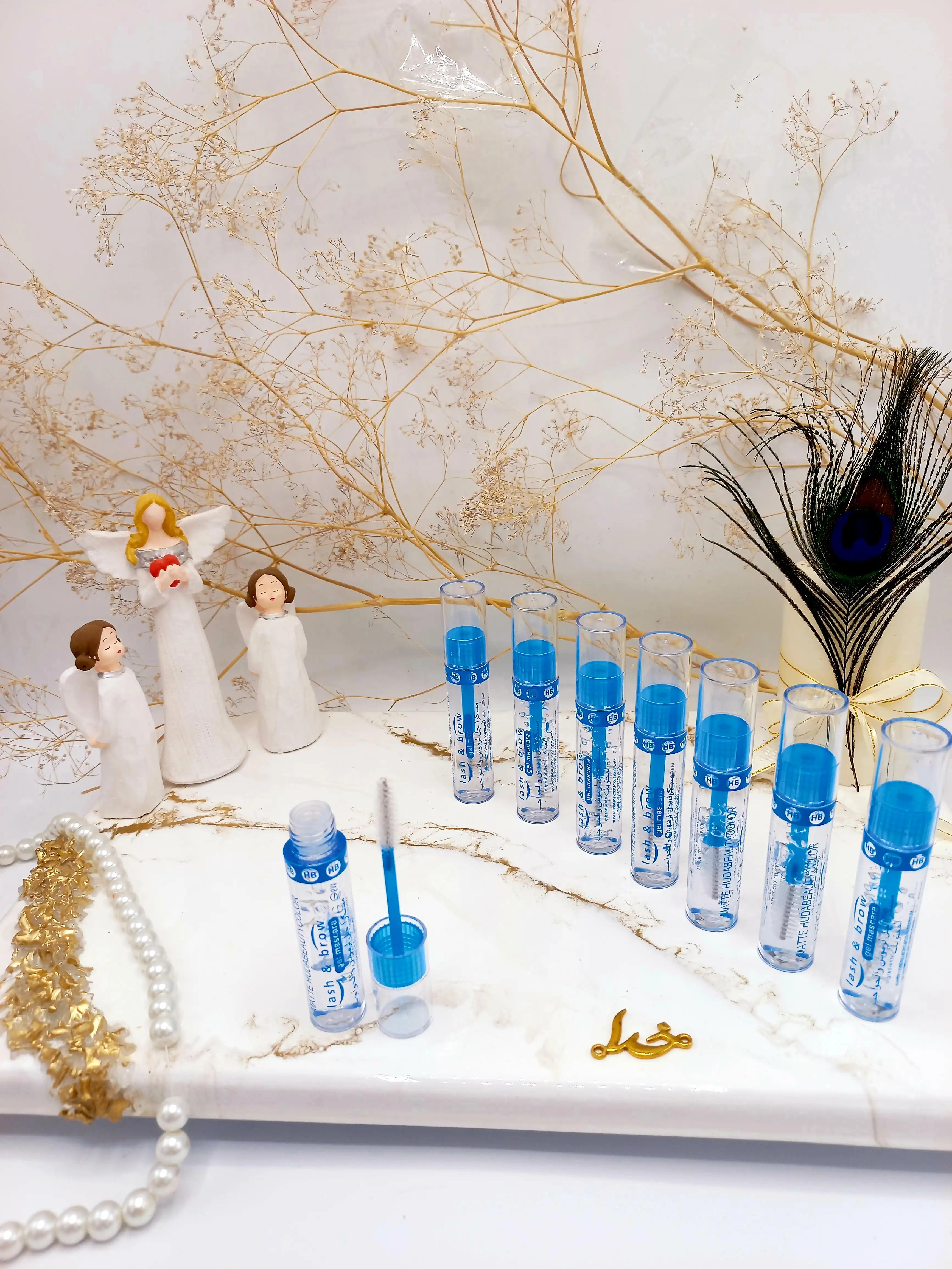 ژل حالت دهنده مژه و ابرو مات هدا بیوتی MATTE HUDA BEAUTY (آبی) کد M8466