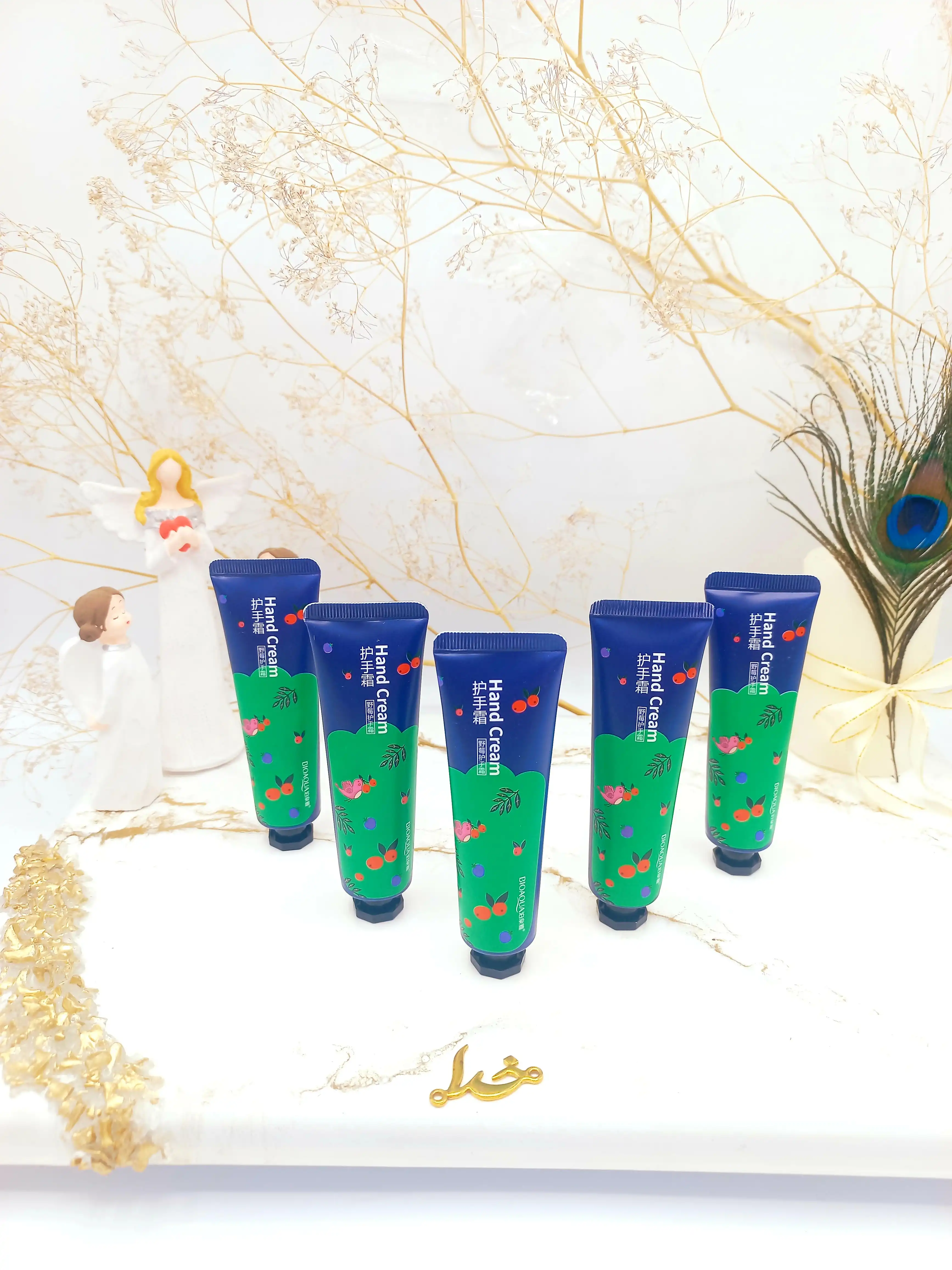 کرم دست تیوپی گیلاس 30 گرم بیوآکوا BIOAQUA کد BQY9690