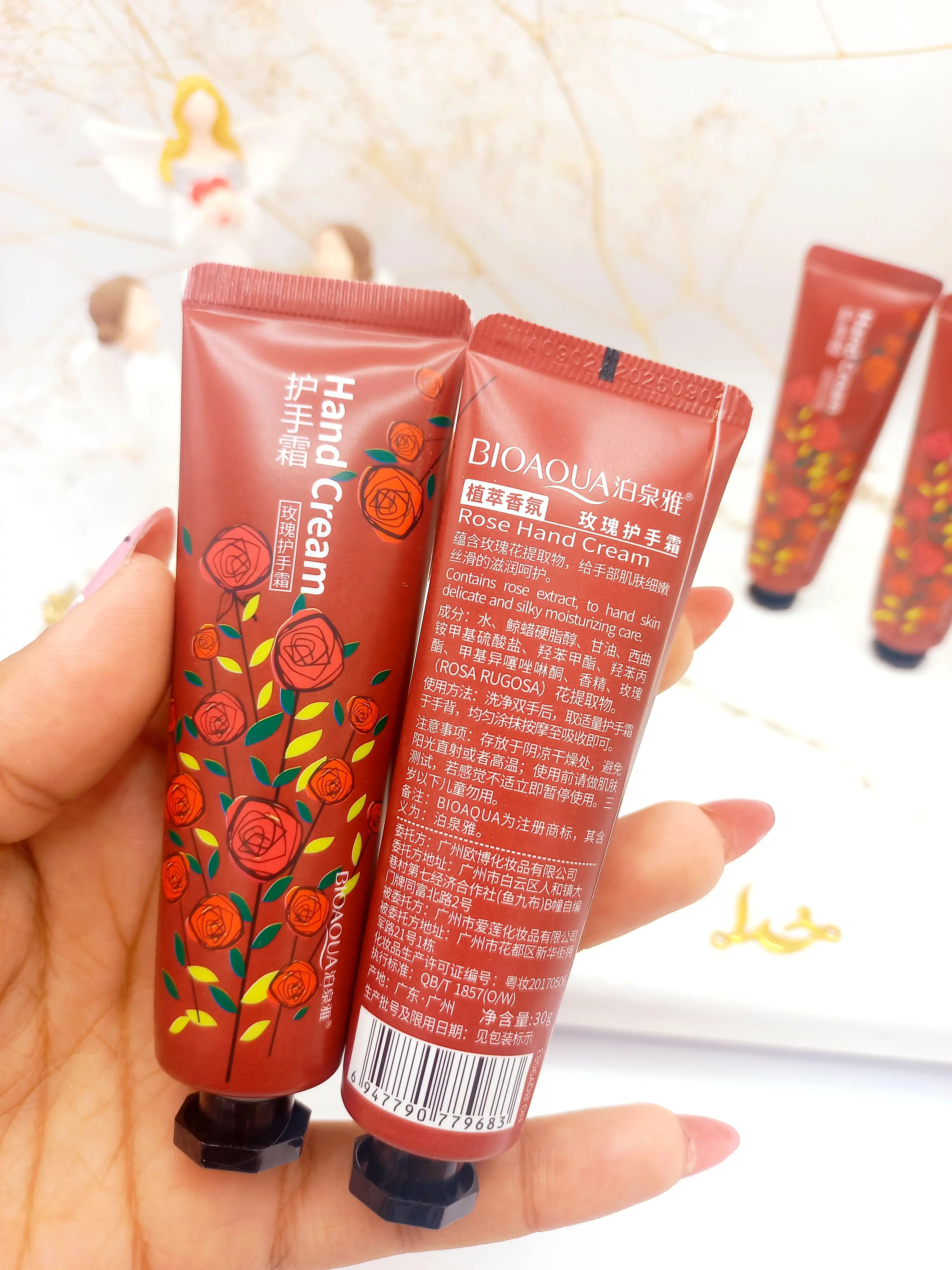 کرم دست تیوپی گل رز 30 گرم بیوآکوا BIOAQUA کد BQY9683