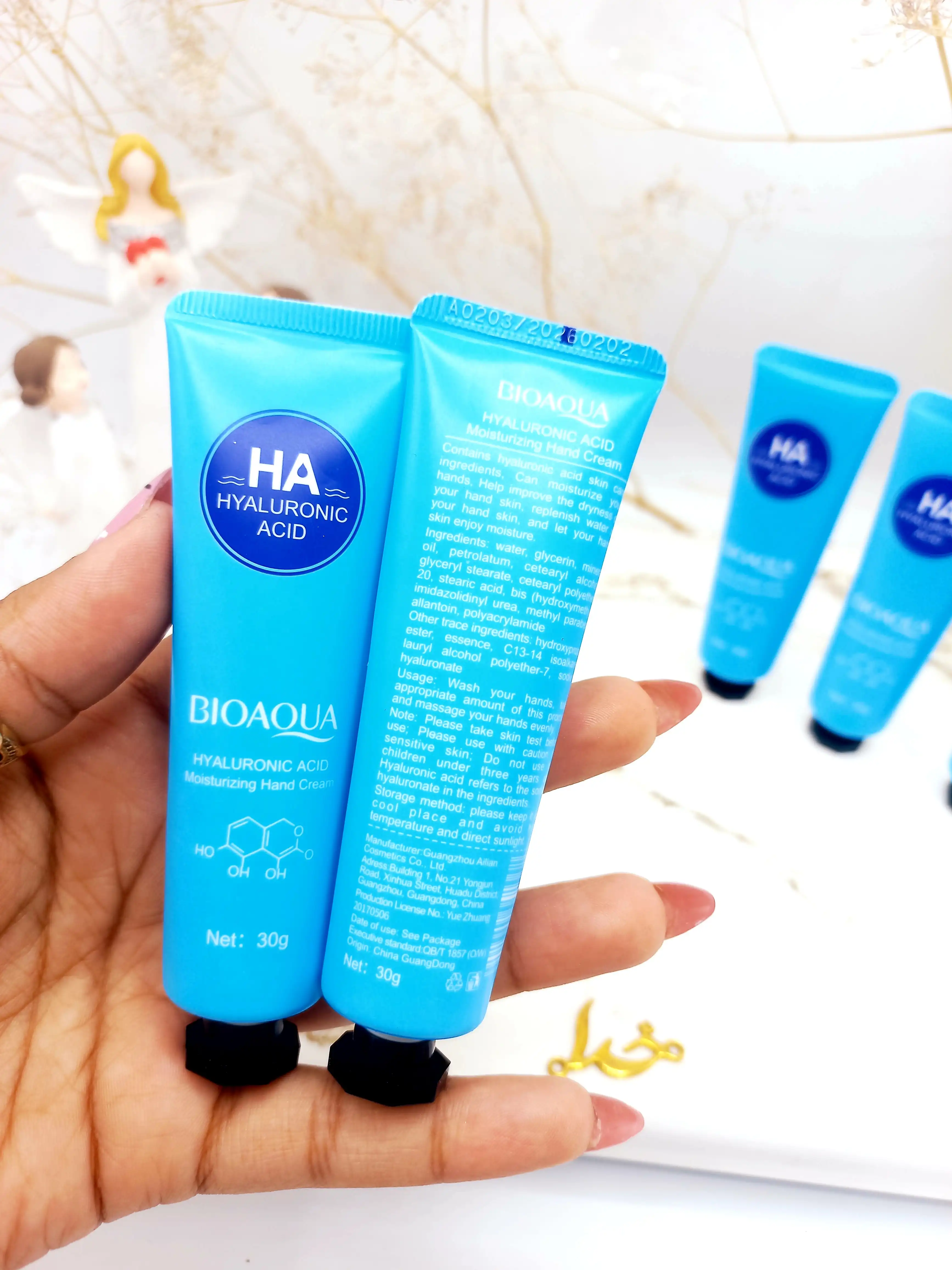 کرم دست تیوپی هیالورونیک اسید 30 گرم بیوآکوا BIOAQUA کد BQY1368