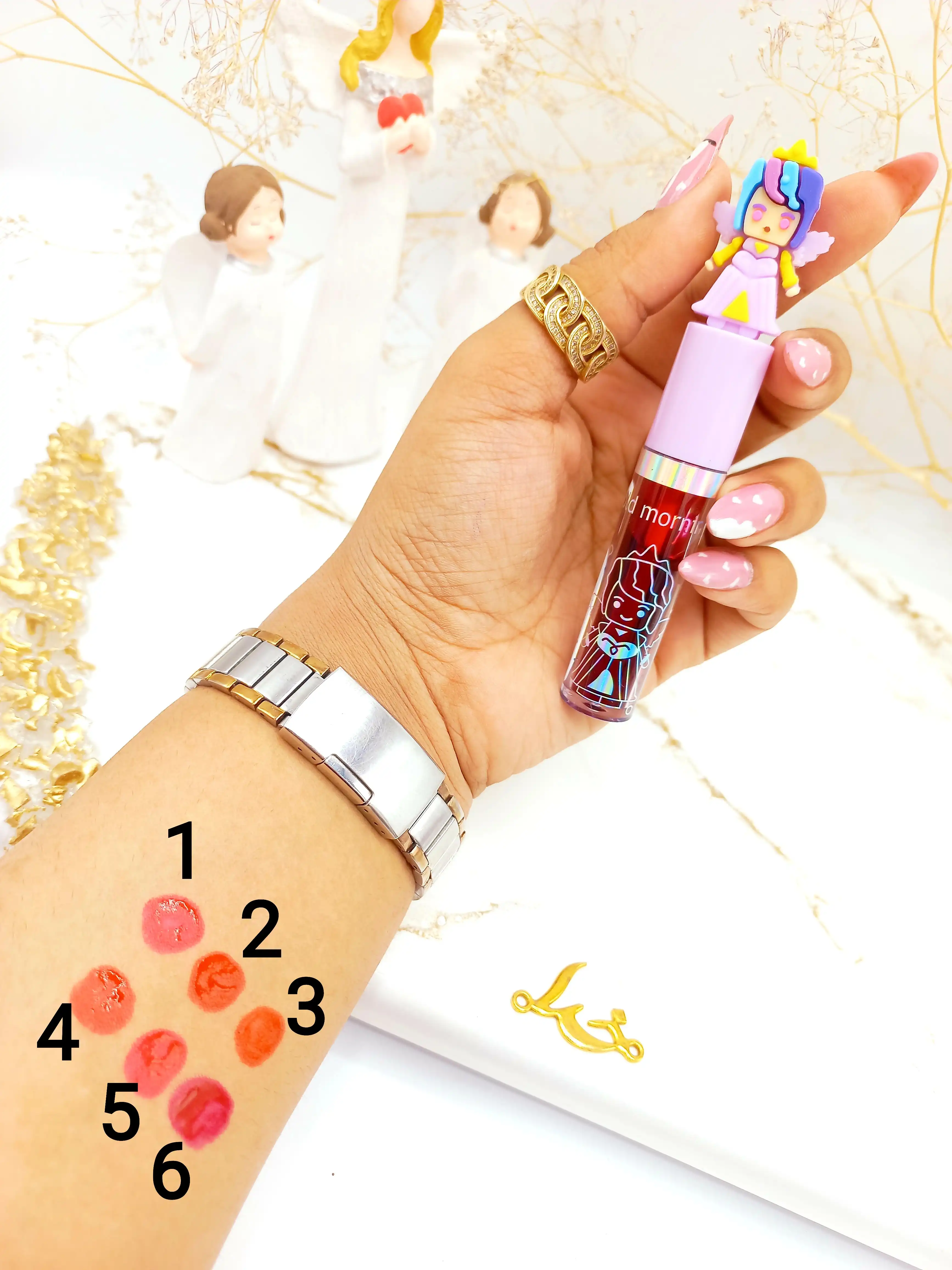 تینت لب طرح دختر عروسکی هلدمورنینگ Hold morning کد HL5313