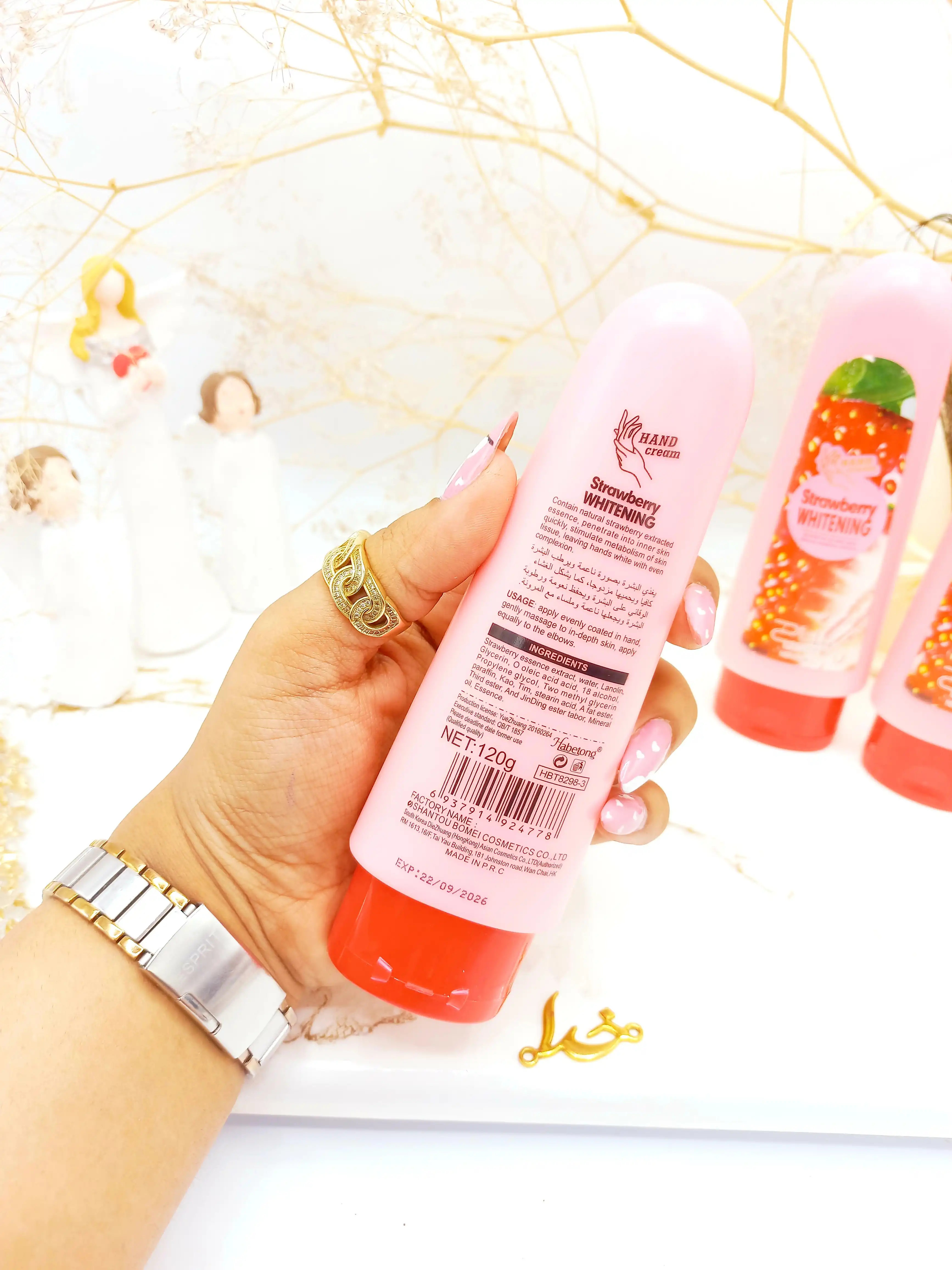 کرم دست مغذی و مرطوب کننده عمیق رایحه توت فرنگی 120g کد HBT82983