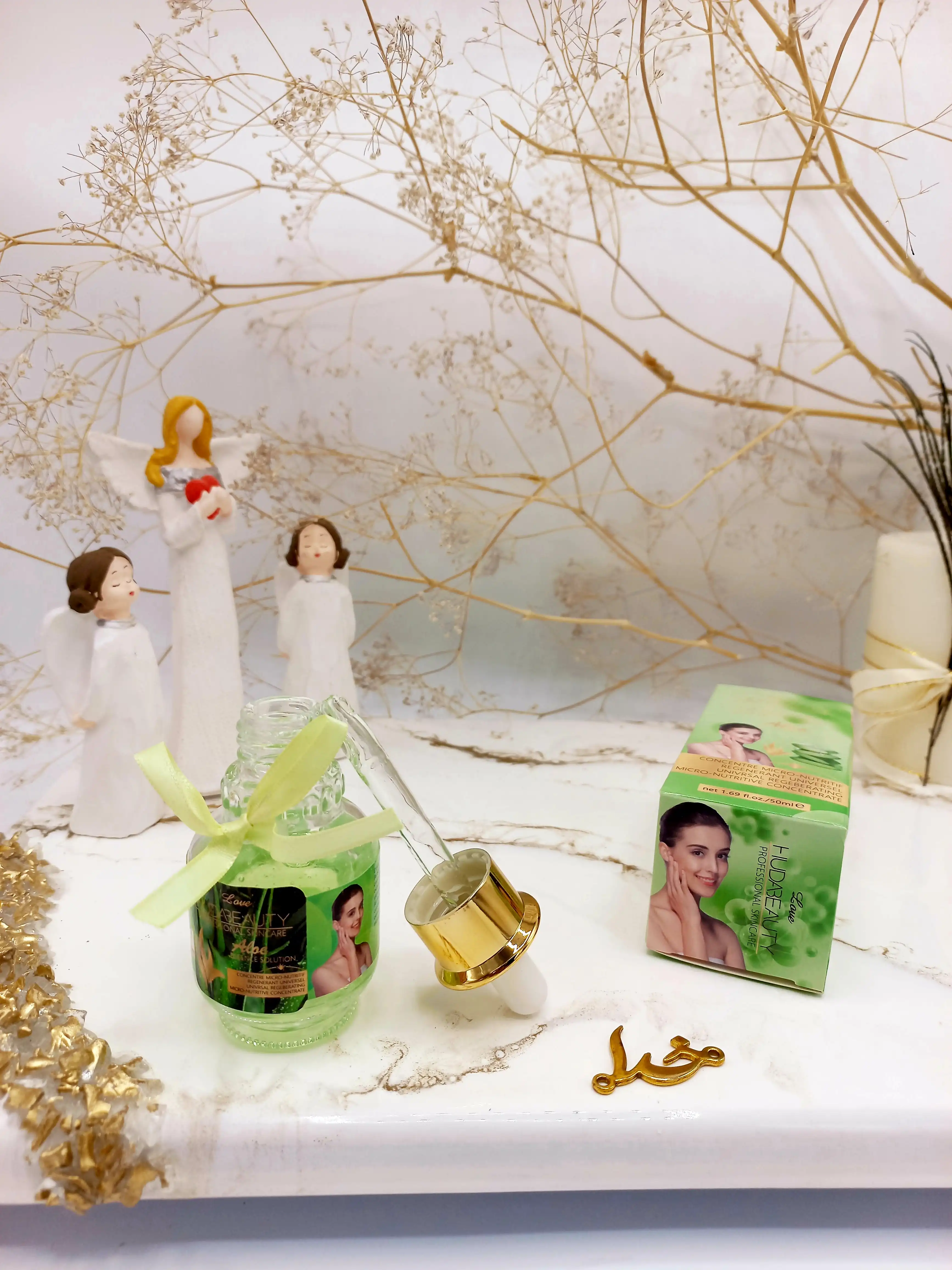 سرم و پرایمر مغذی جوان کننده صورت آلوئه ورا هدی بیوتی HUDABEAUTY کد HD826009