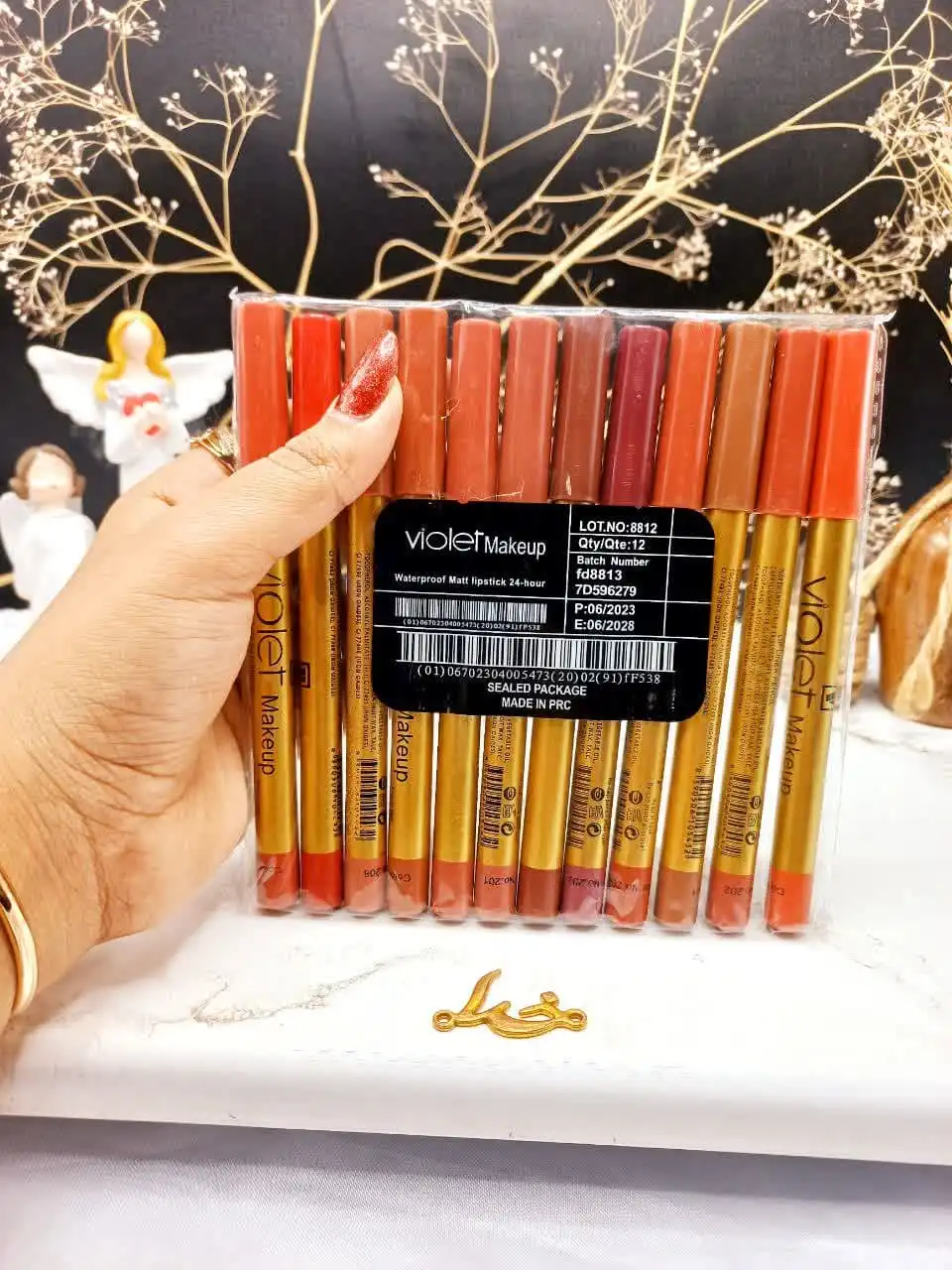 رژ مدادی ضدآب ویولت طلایی بدون تراش