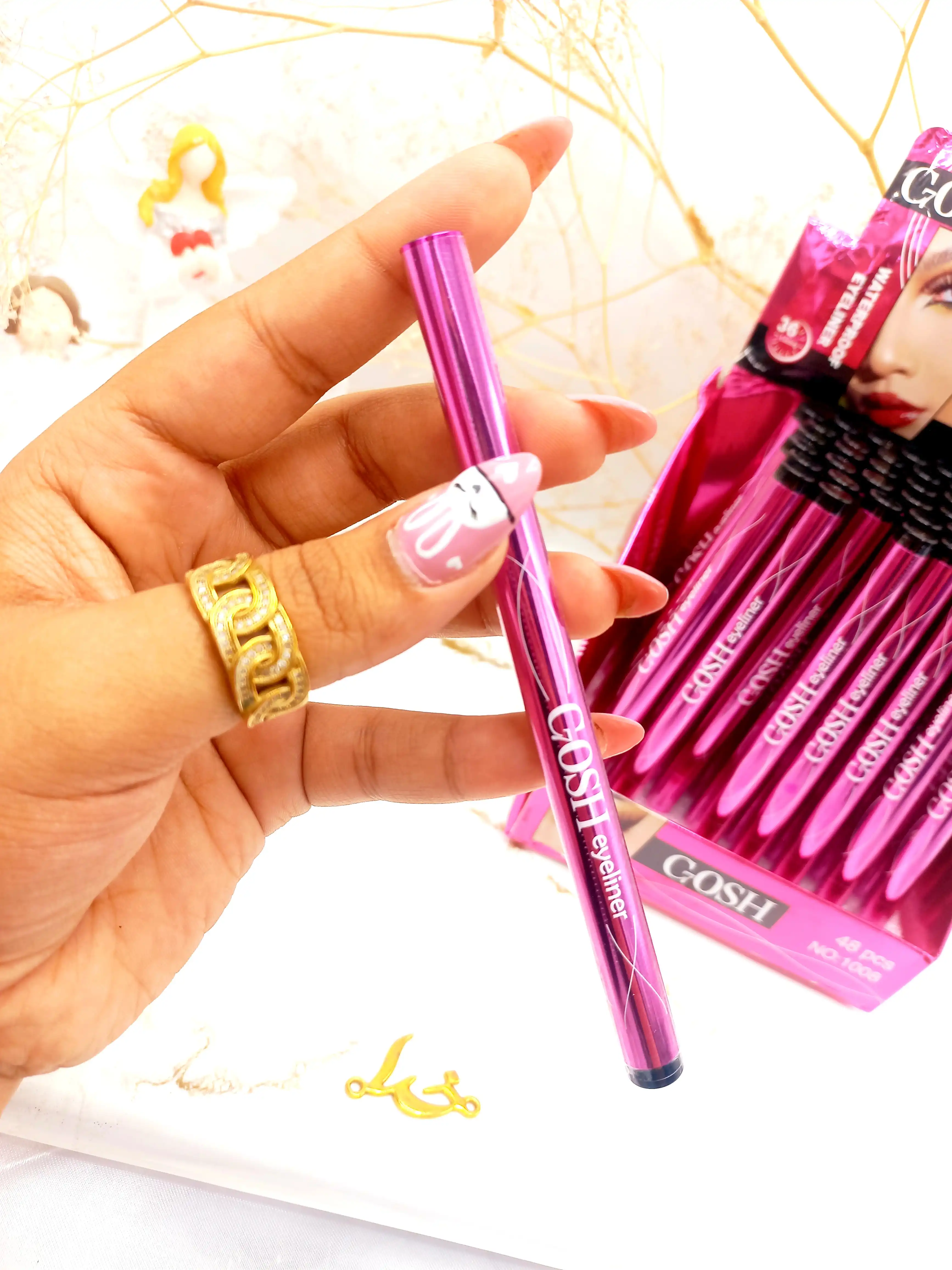 خط چشم مشکی ماژیکی ضدآب گاش GOSH (سرخابی) کد 1008