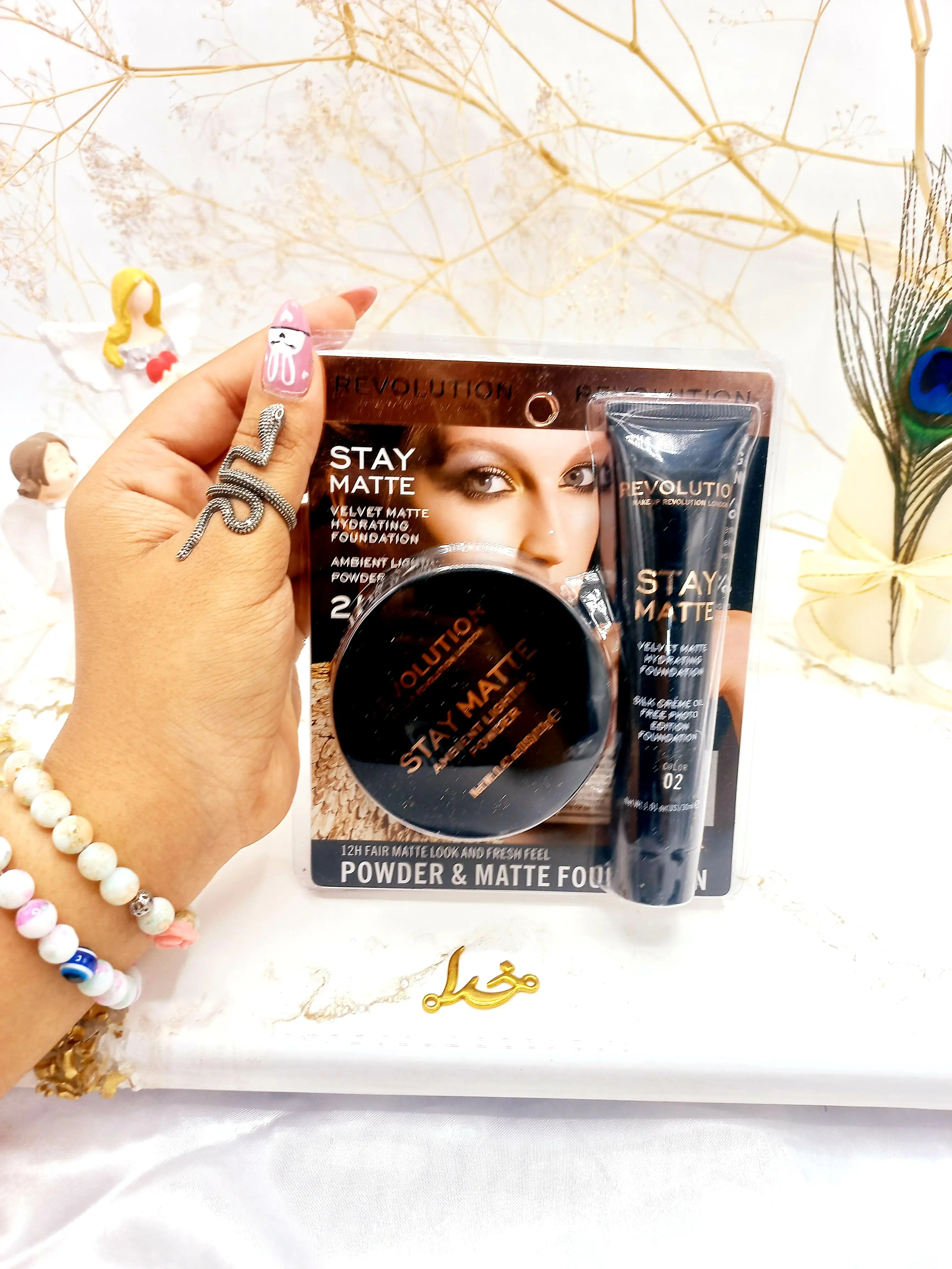 ست پنکک و کرم پودر رولوشن REVOLUTION مدل STAY MATTE کد F663