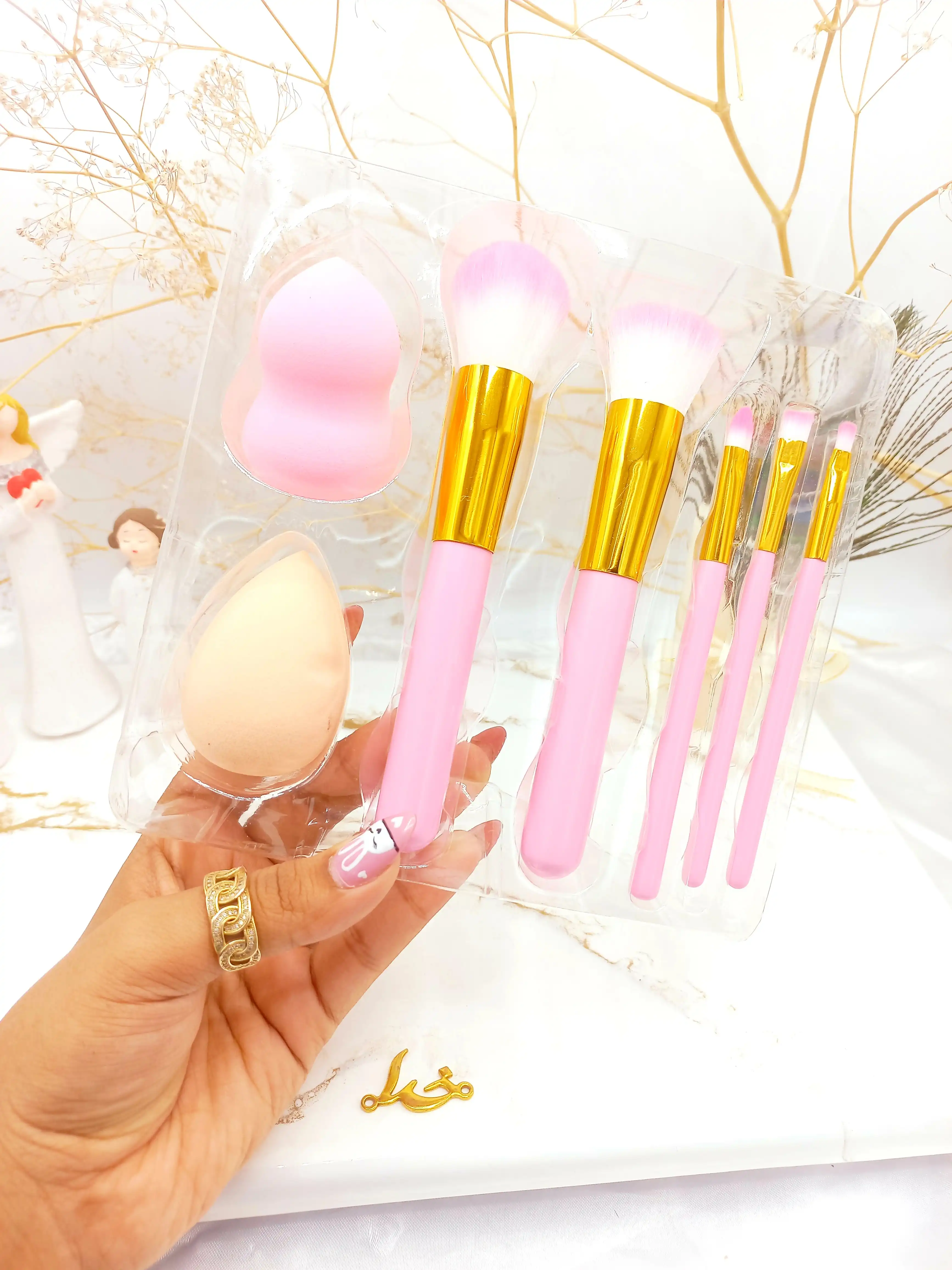 ست براش و پد آرایشی هفت تیکه Noor AIazawi کد SZ191