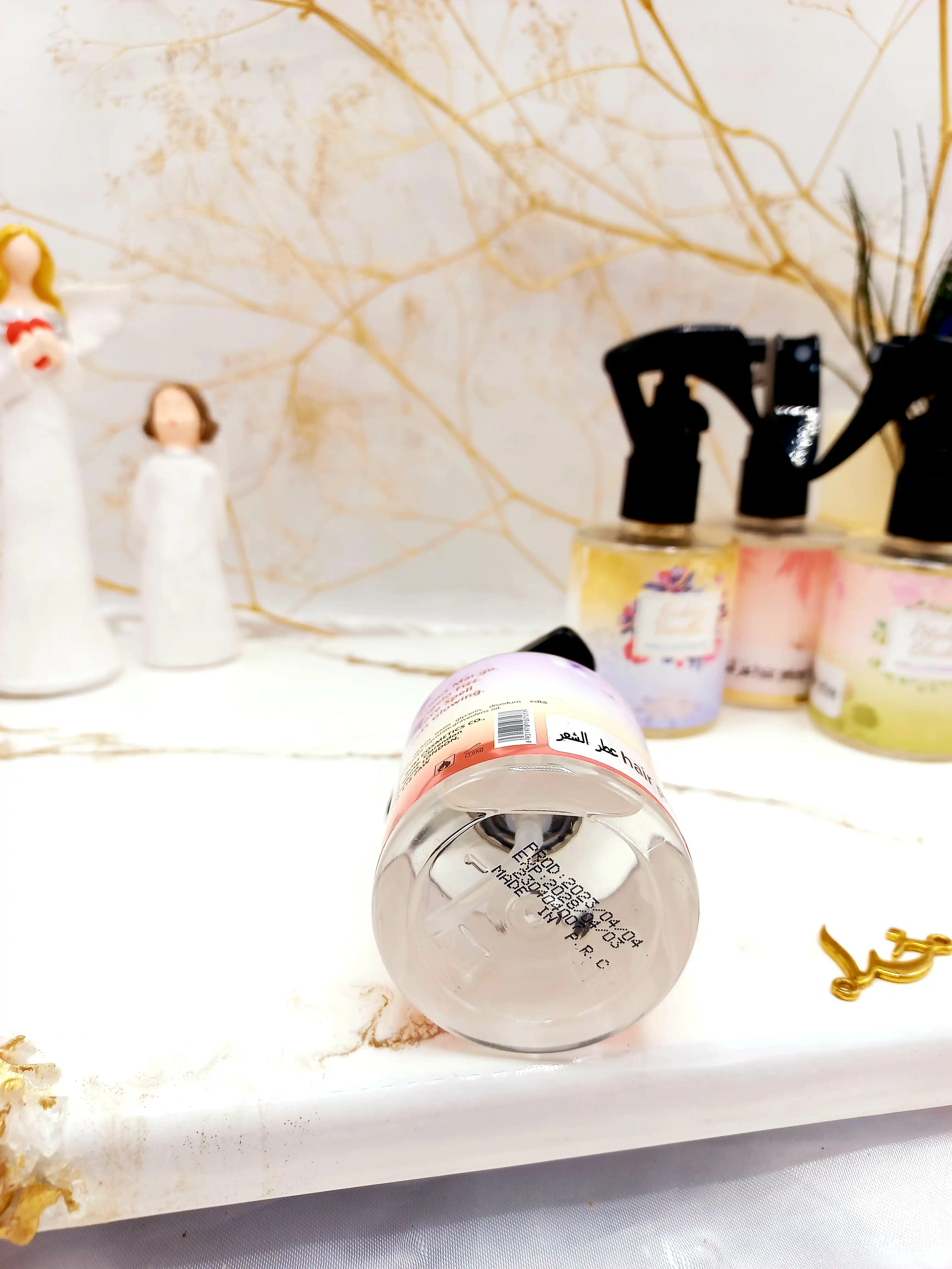 عطر مو خوشبو رایحه گلی و میوه ای HALLUCINATE کد BOO42 RD