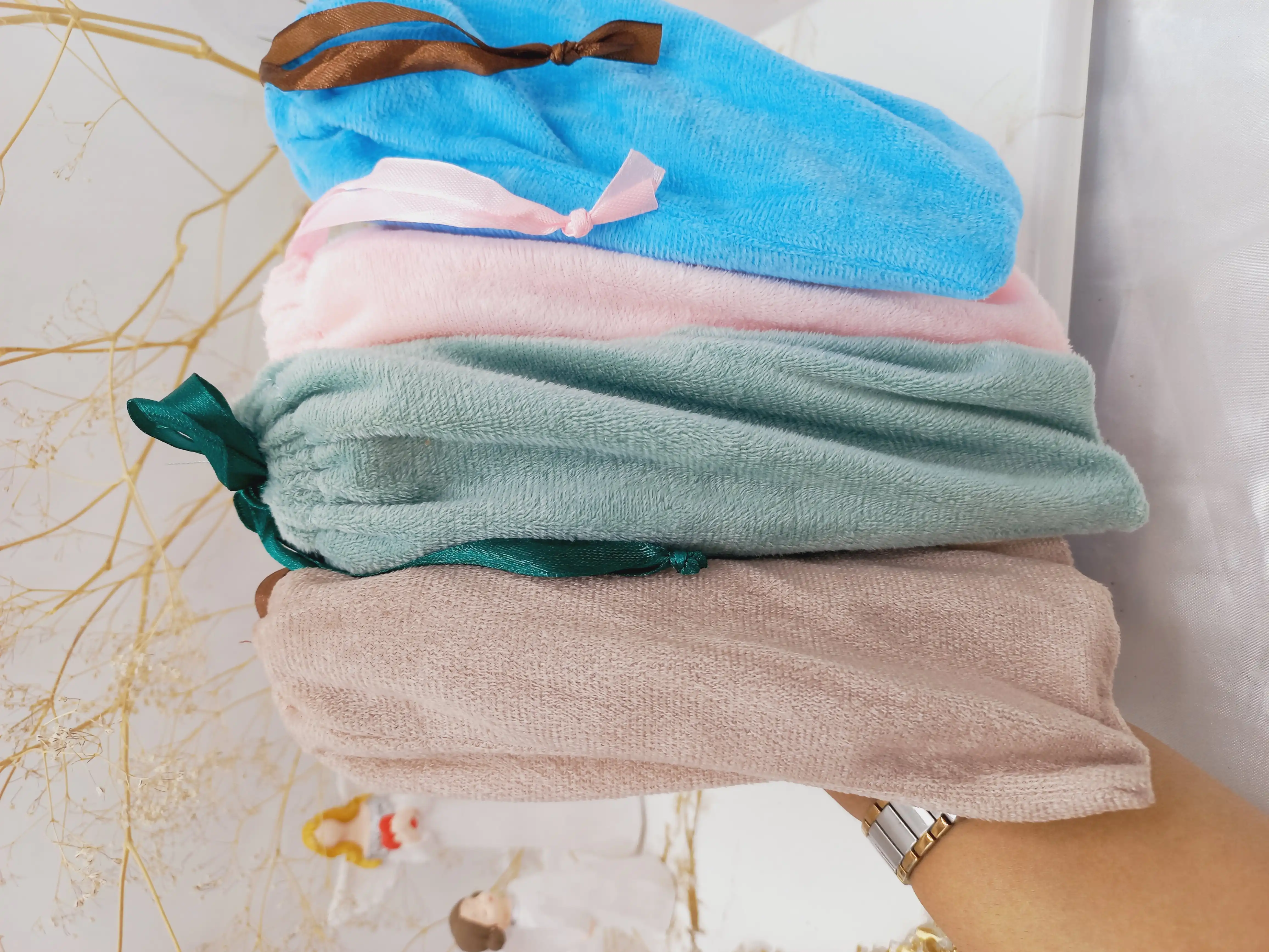 ست براش با کیفیت 13 تیکه همراه با کیف پشمالو