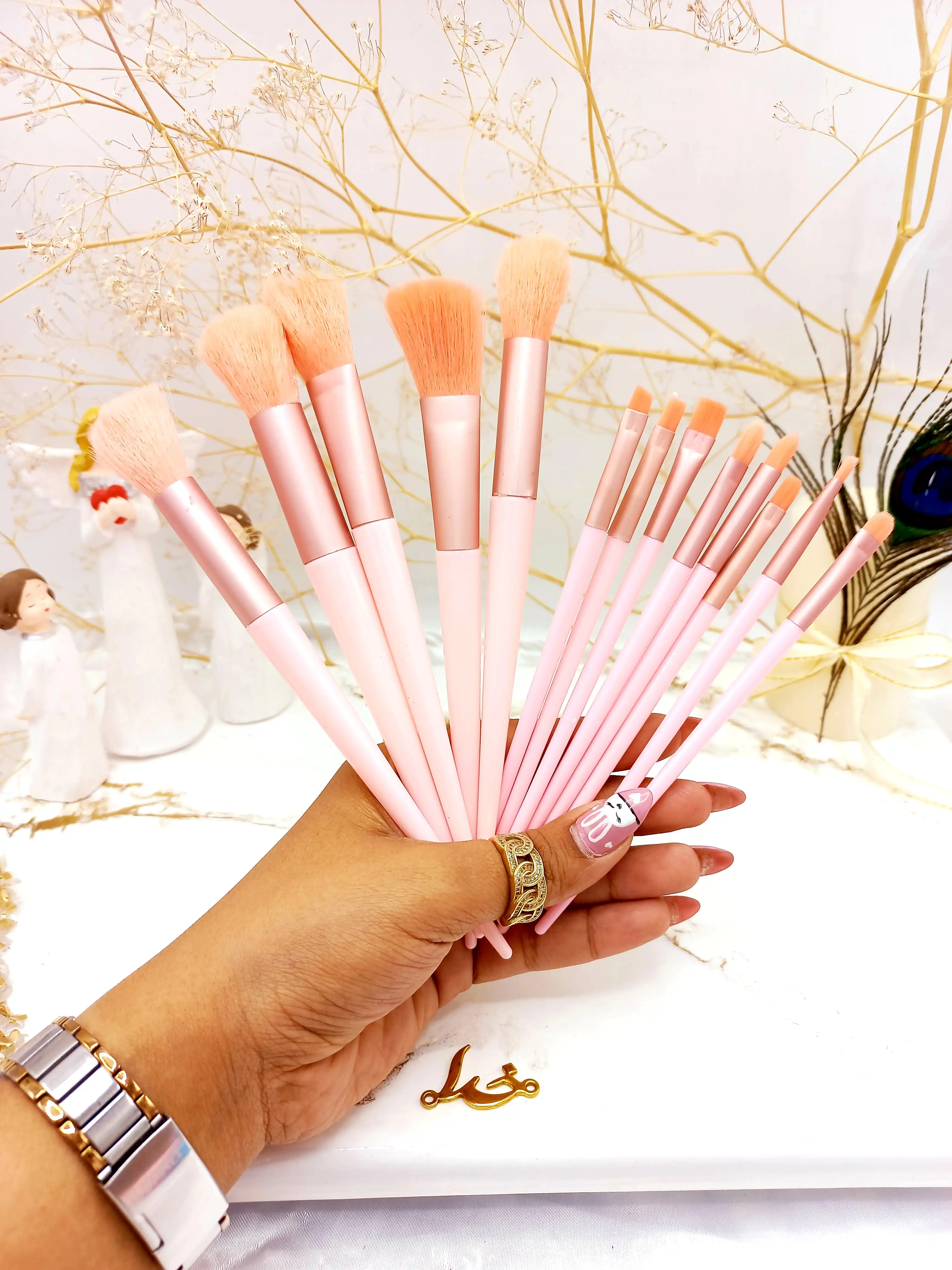 ست براش با کیفیت 13 تیکه همراه با کیف پشمالو