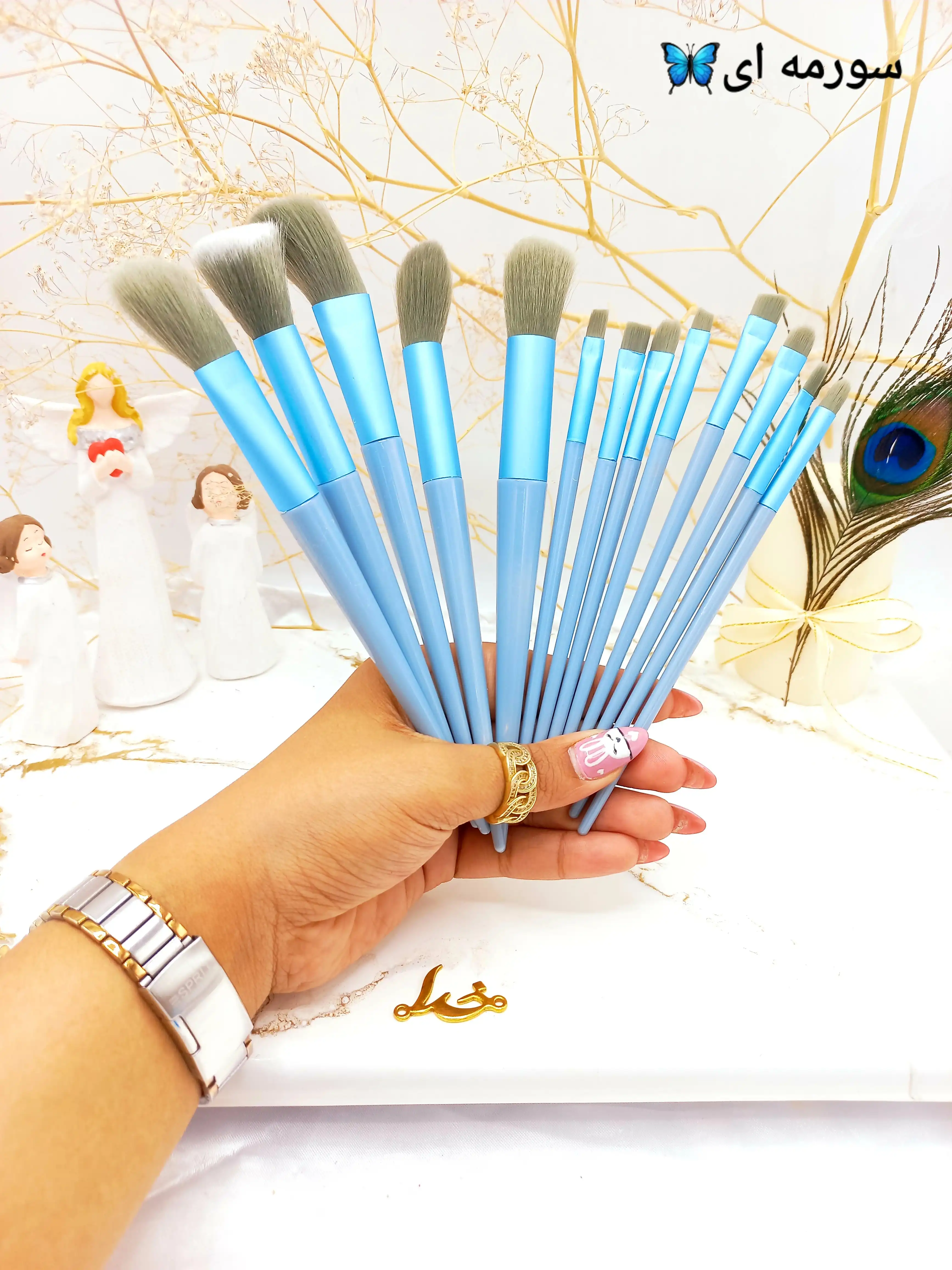 ست براش با کیفیت 13 تیکه همراه با کیف پشمالو