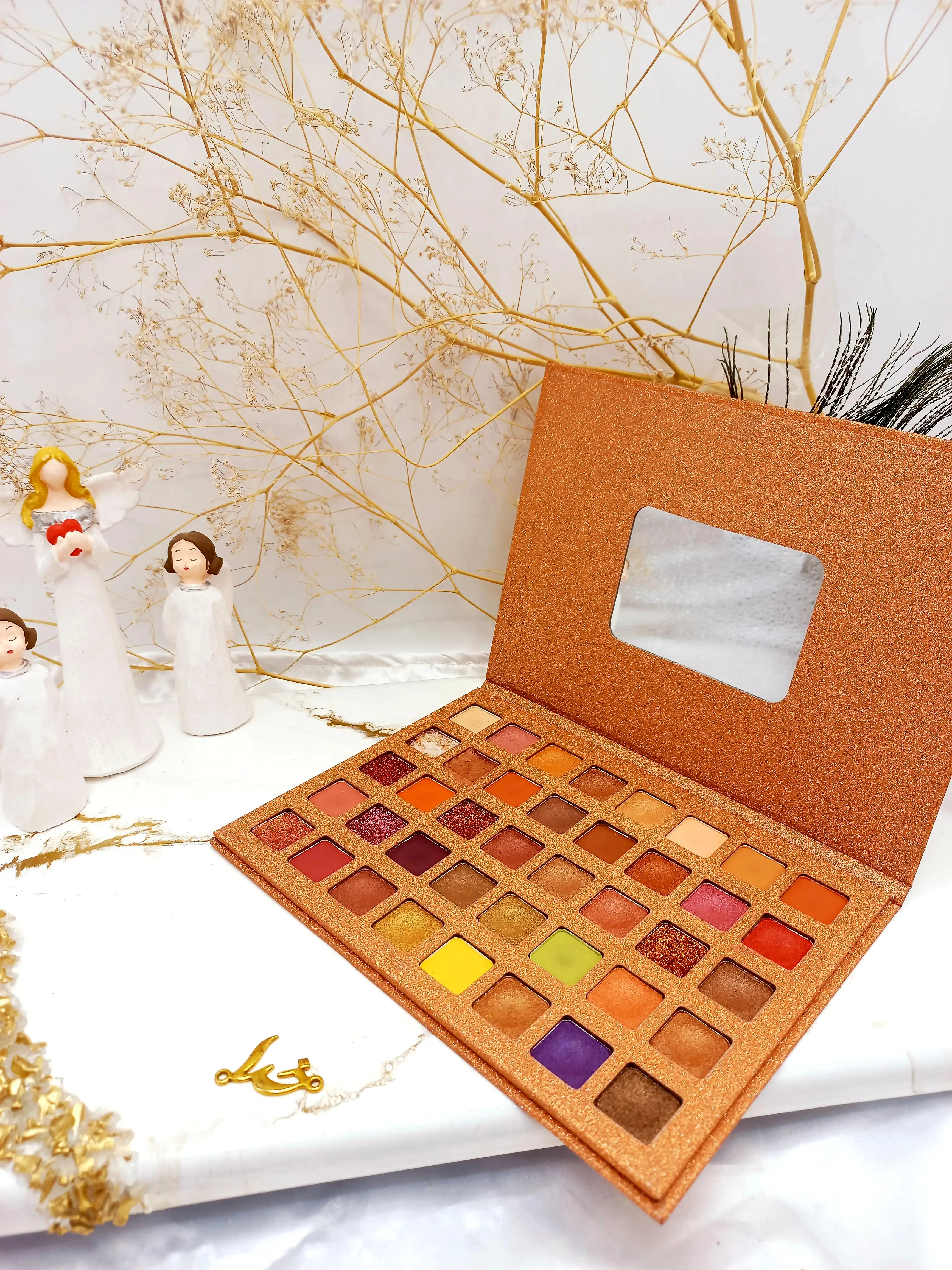 پالت سایه پر طرفدار 40 رنگ DIKALU SHADOW کد QB1976