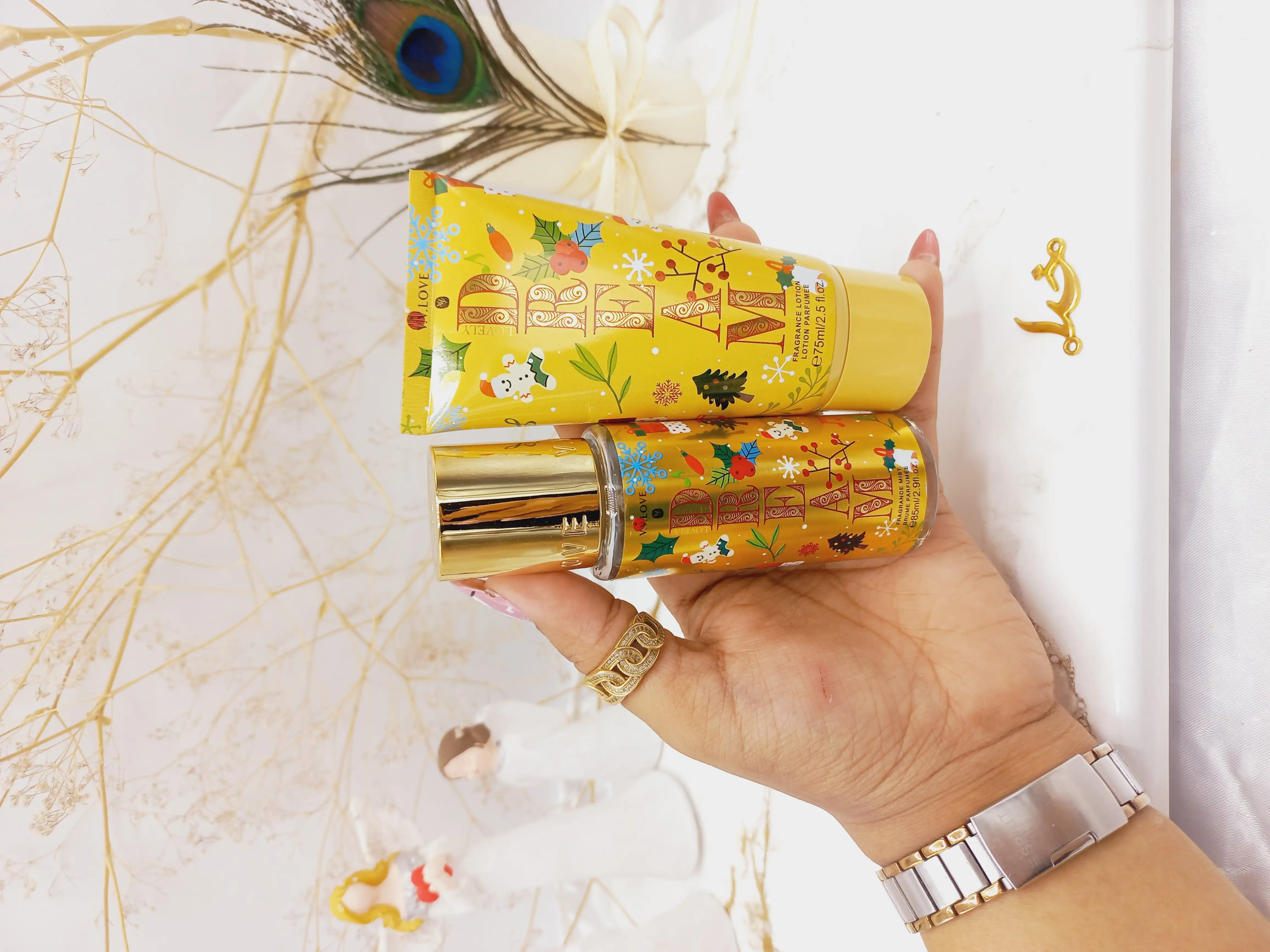 ست خفن بادی اسپلش و لوسیون خوشبو وی وی لاو (طلایی) کد VL9059