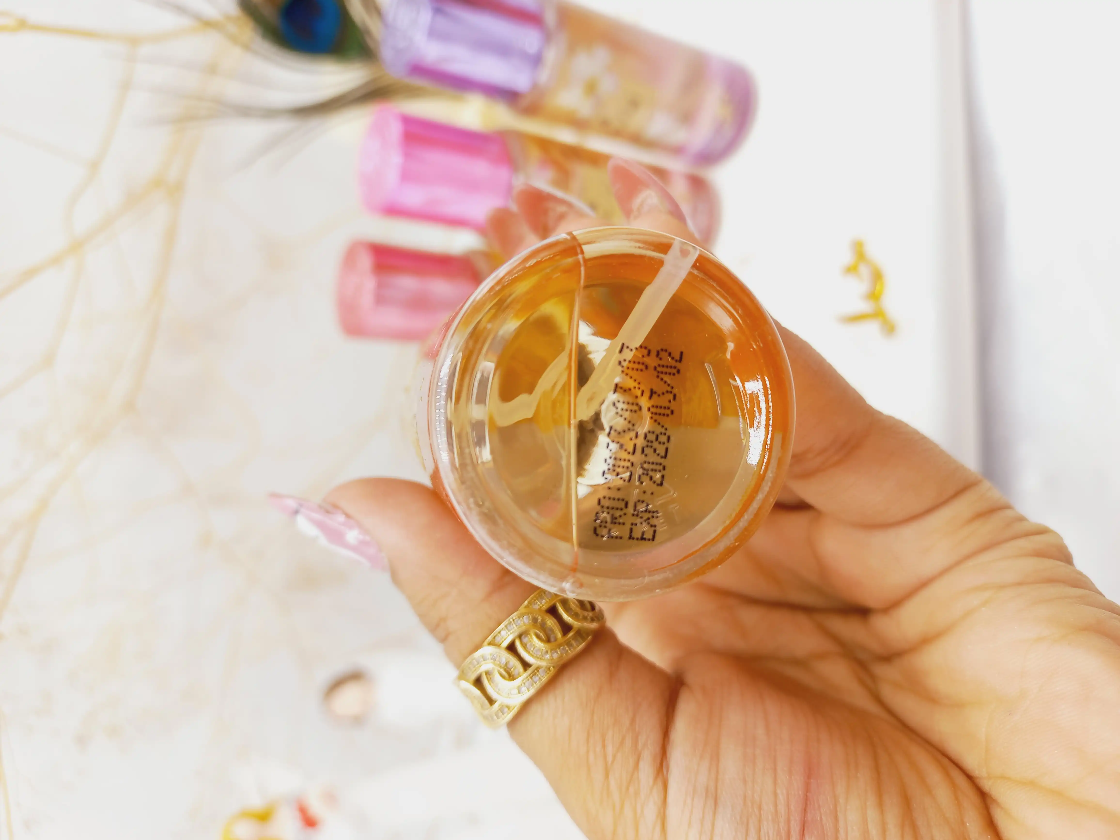 بادی اسپلش پرطرفدار وی وی لاو V V LOVE رایحه شیرین و میوه ای کد VL905829B