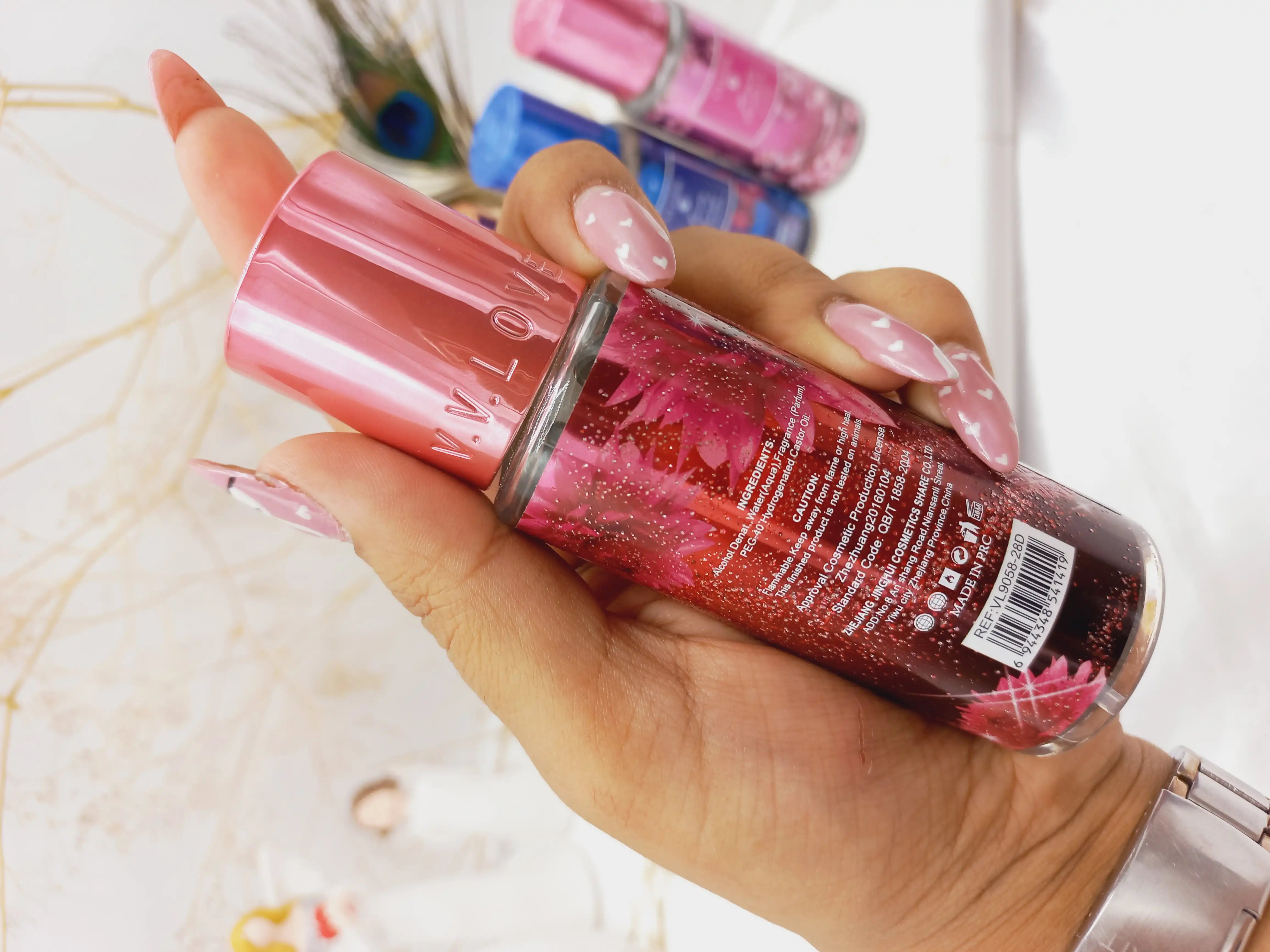 بادی اسپلش پرطرفدار وی وی لاو V V LOVE رایحه خنک و شیرین کد VL905828D