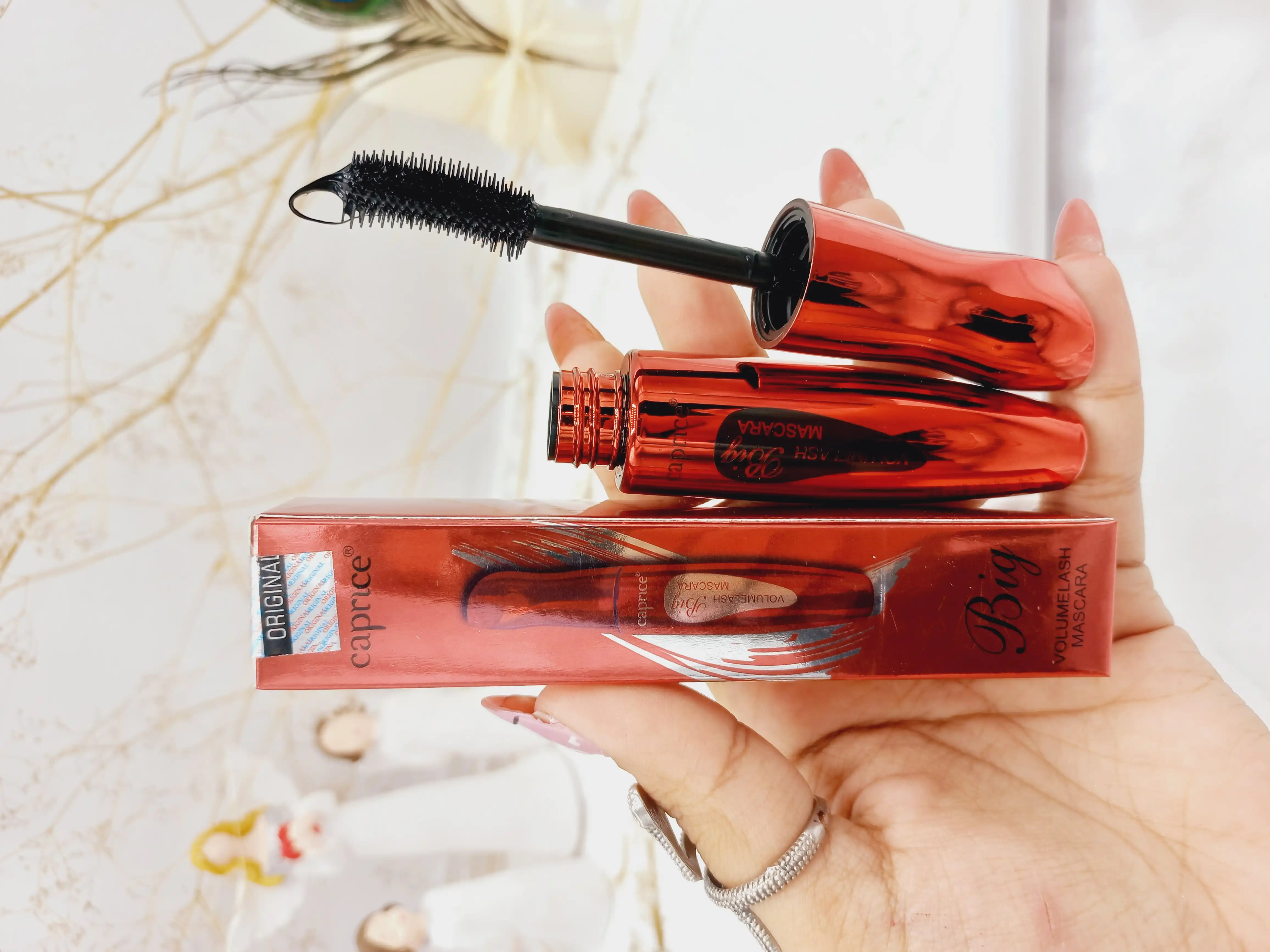 ریمل بلند کننده مشکی کاپریس Caprice اورجینال (پوکه قرمز) کد V806