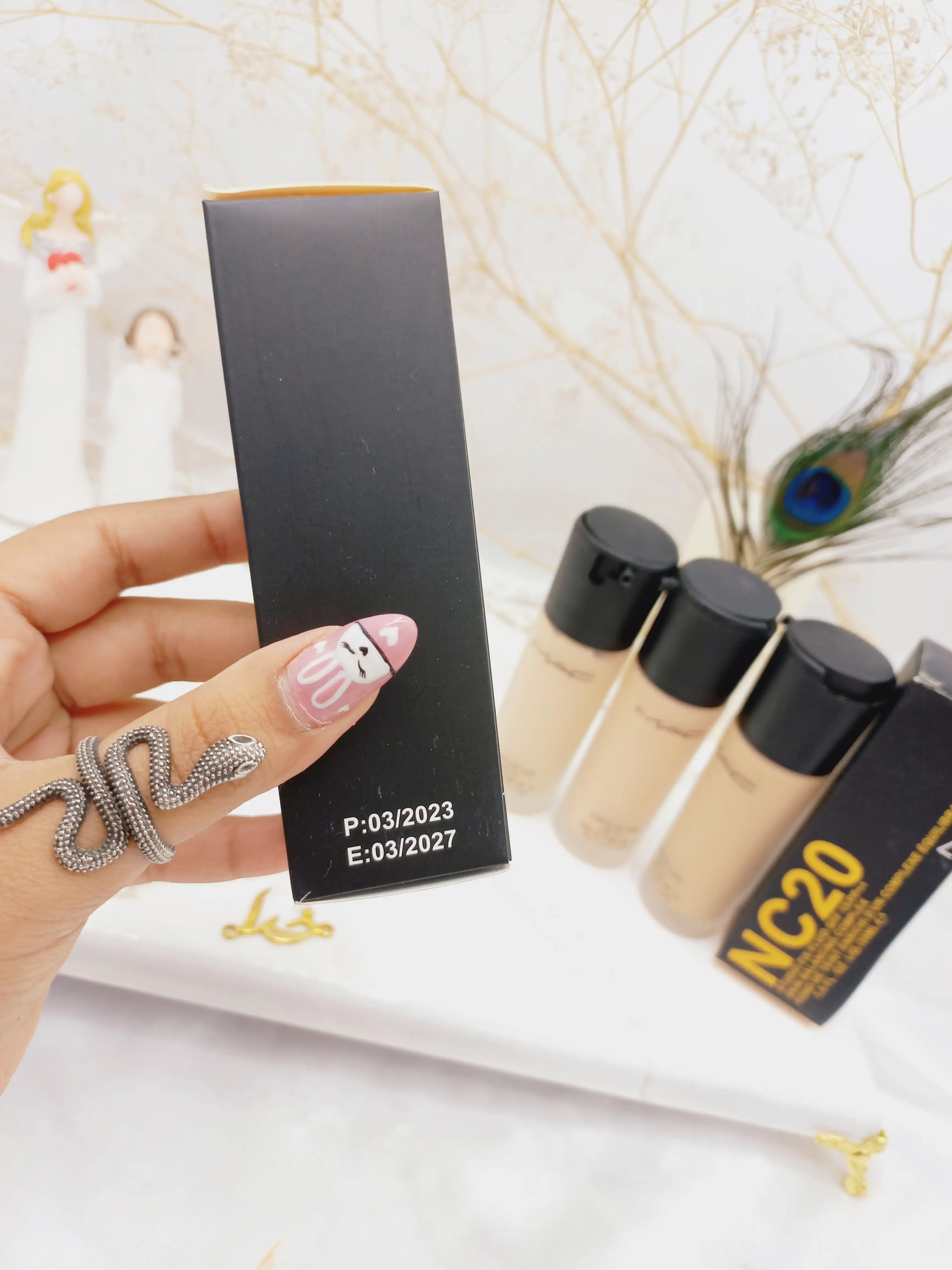 کرم پودر استودیو فیکس مدل NC کد 62701