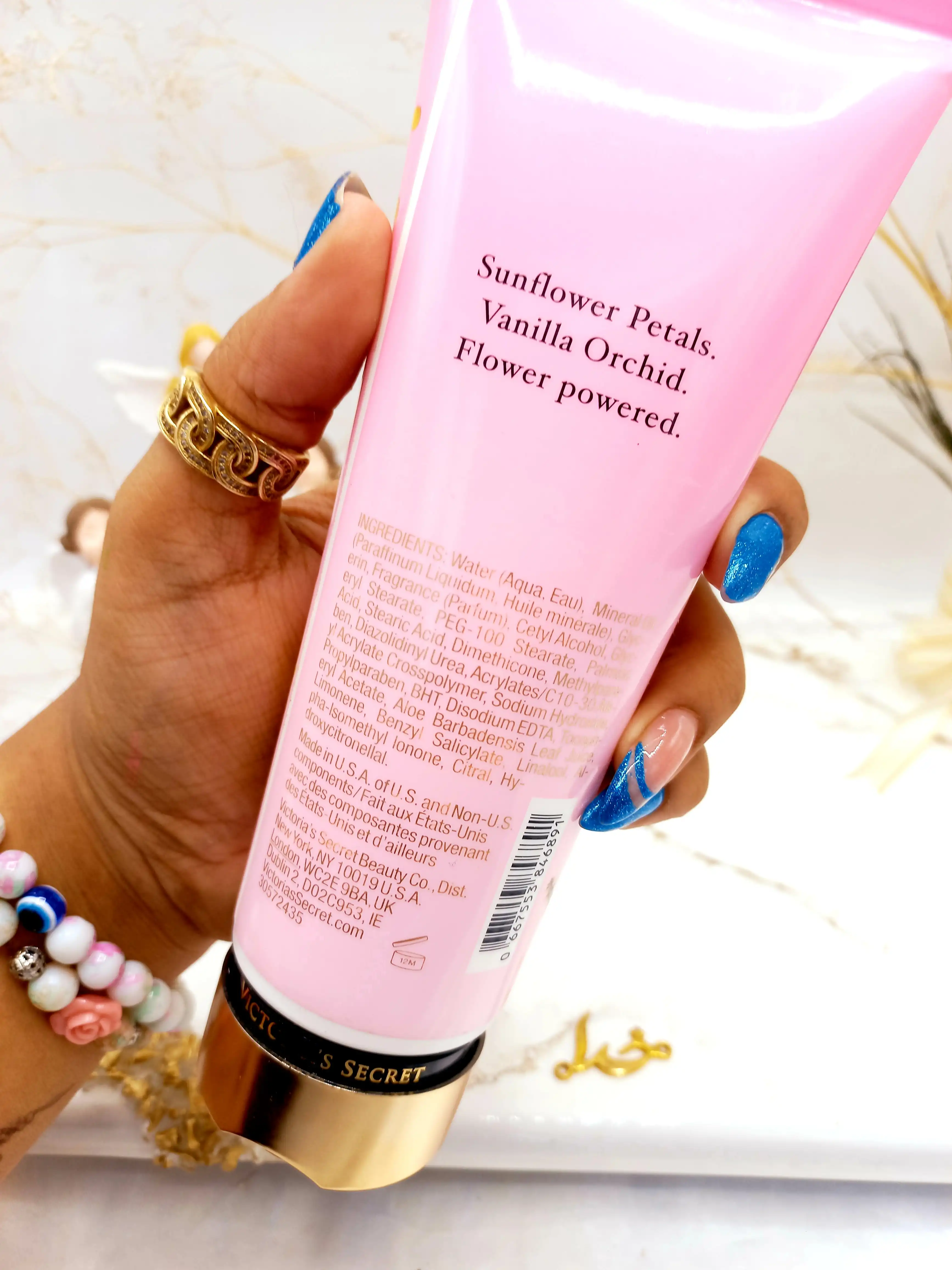 لوسیون معروف مرطوب کننده بدن 236 میل ETERNAL SUNFLOWER برند ویکتوریا سکرت کد 6891| پخش عمده