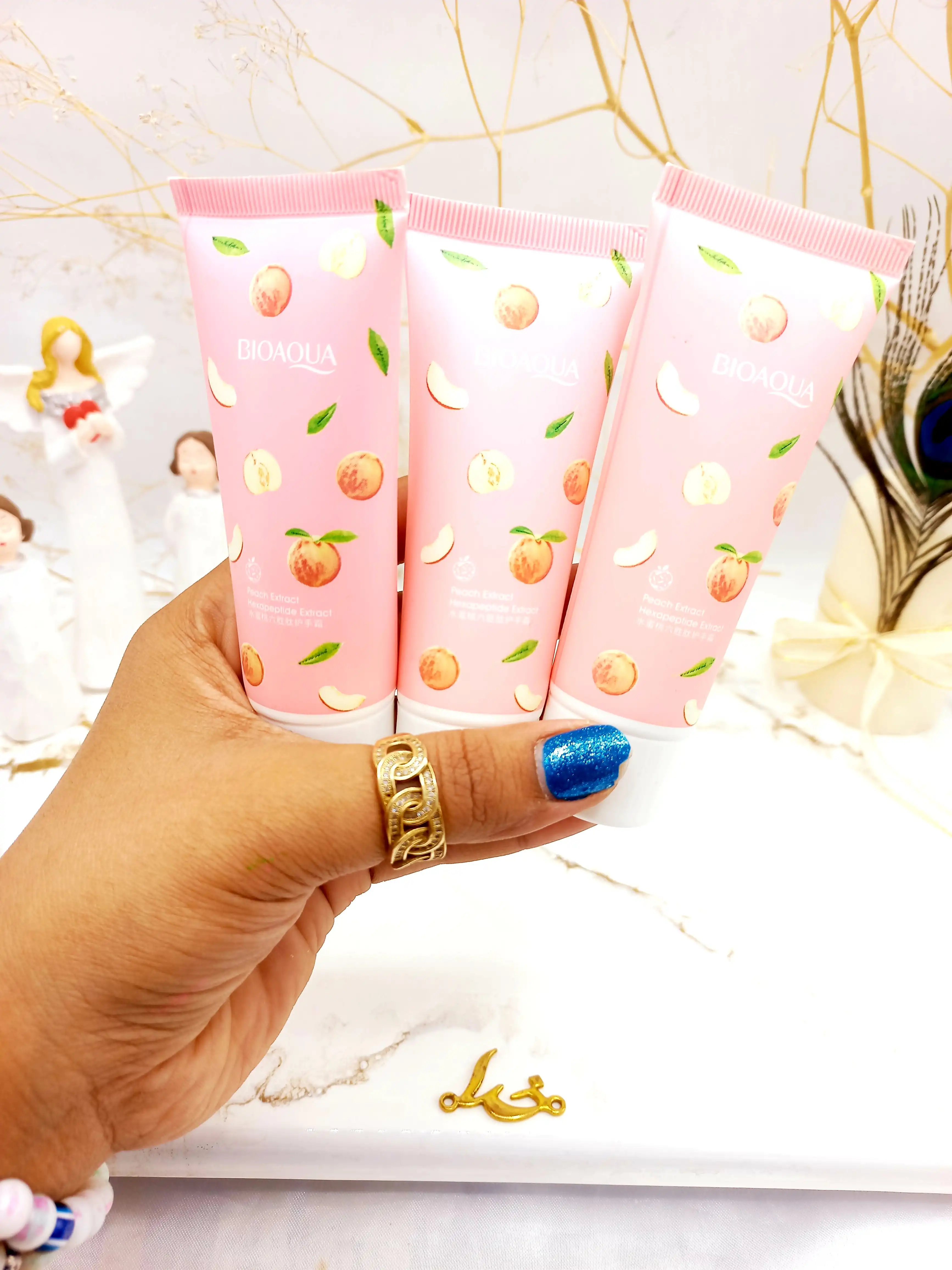 کرم دست مرطوب کننده و آبرسان خوشبو هلو 30گرم بیوآکوا کد BQY67932