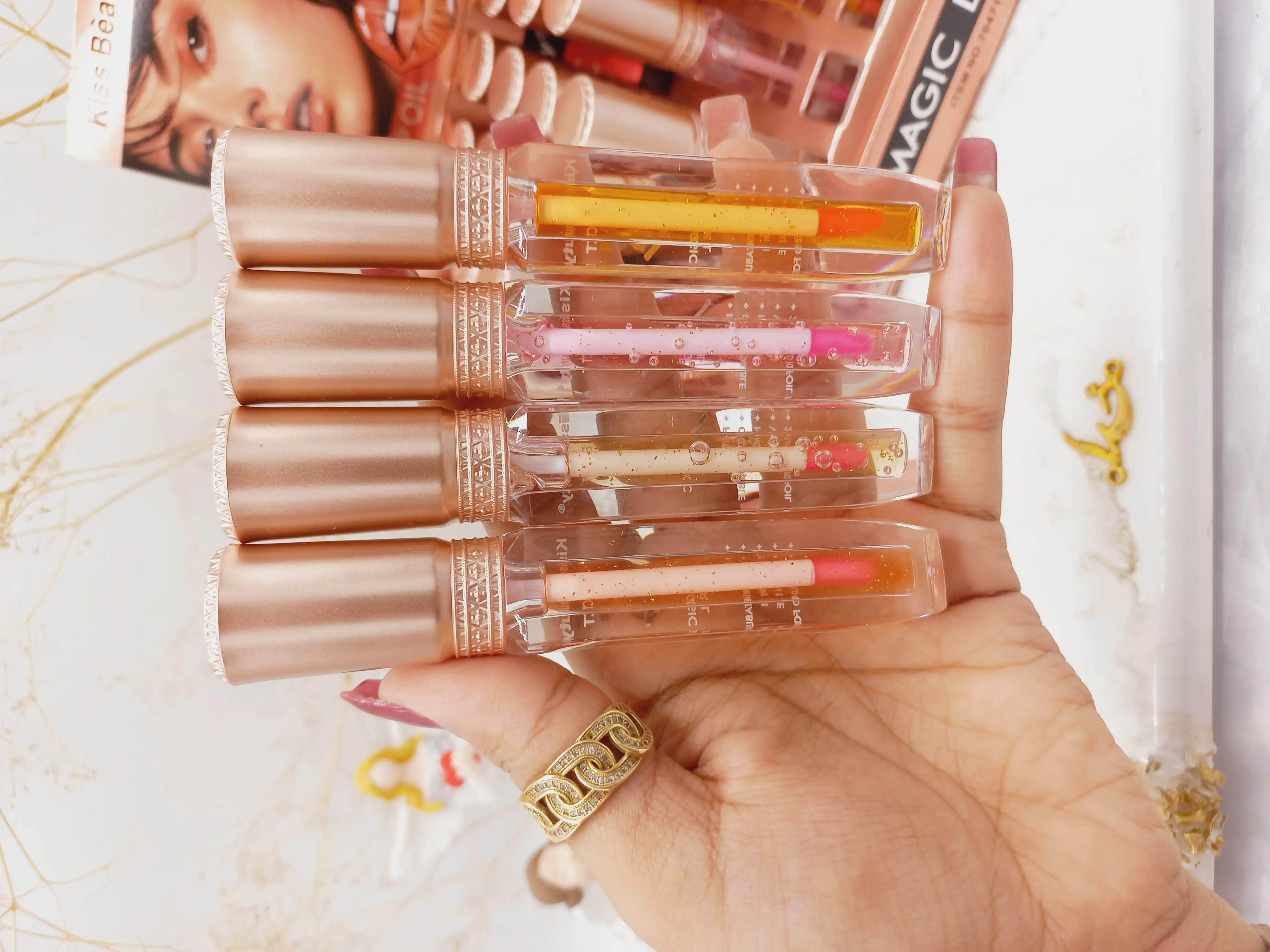 برق لب ویتامینه کیس بیوتی کد 7047103