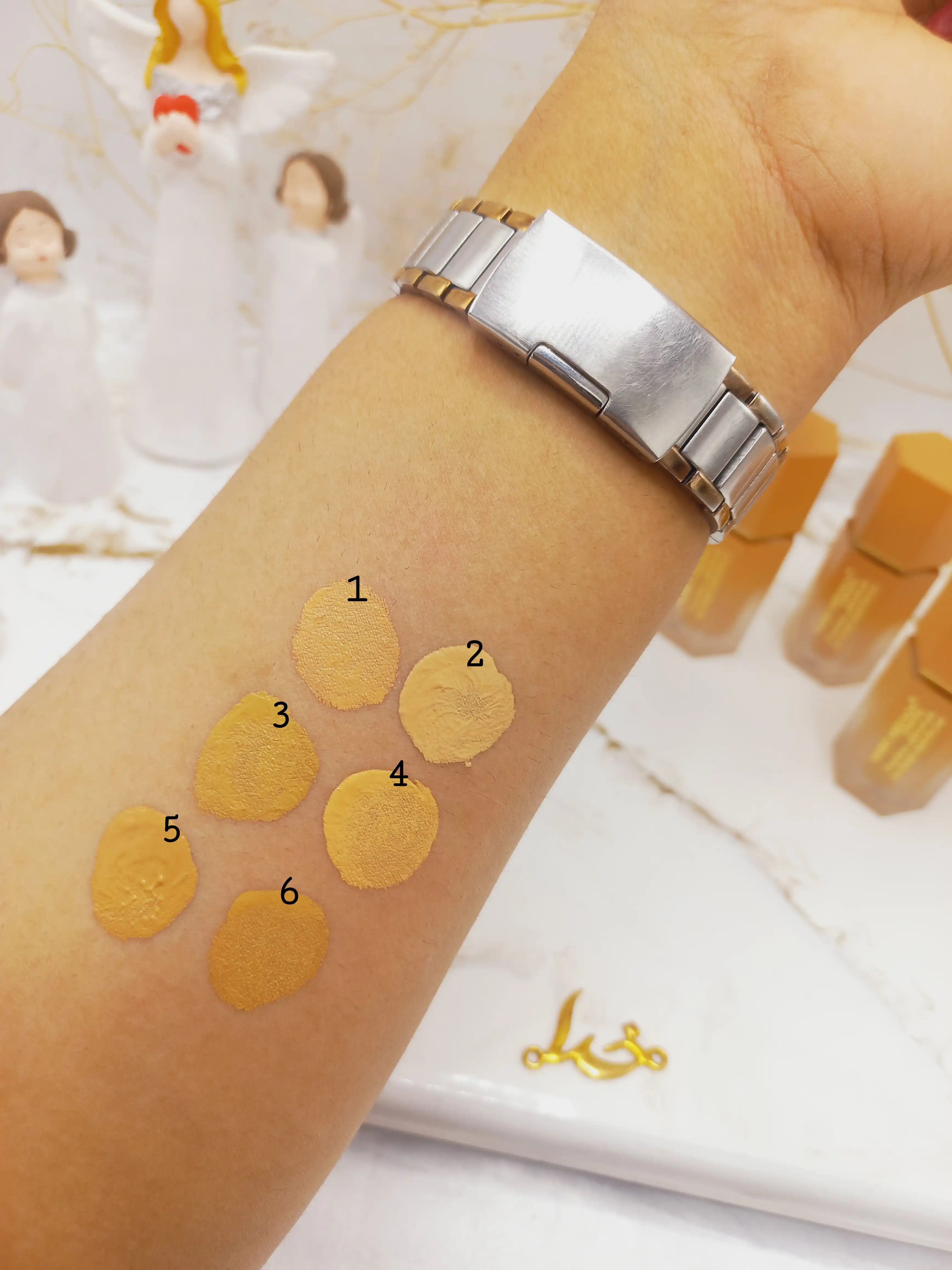 کانسیلر مایع پد دار مارکت مکیاچ کد W103